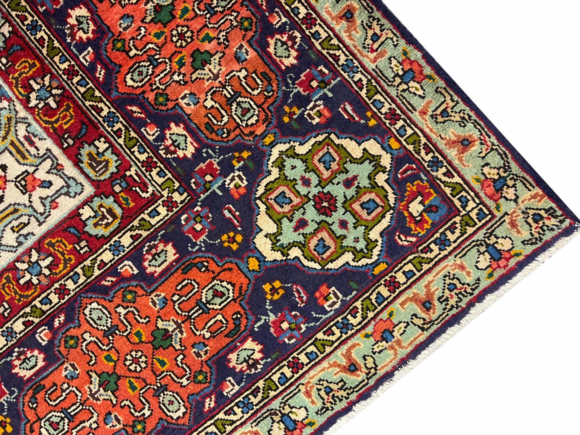 Großer halb antiker orientalischer Teppich aus handgewebter blauer Wolle, Wohnzimmerteppich (Pflanzlich gefärbt) im Angebot