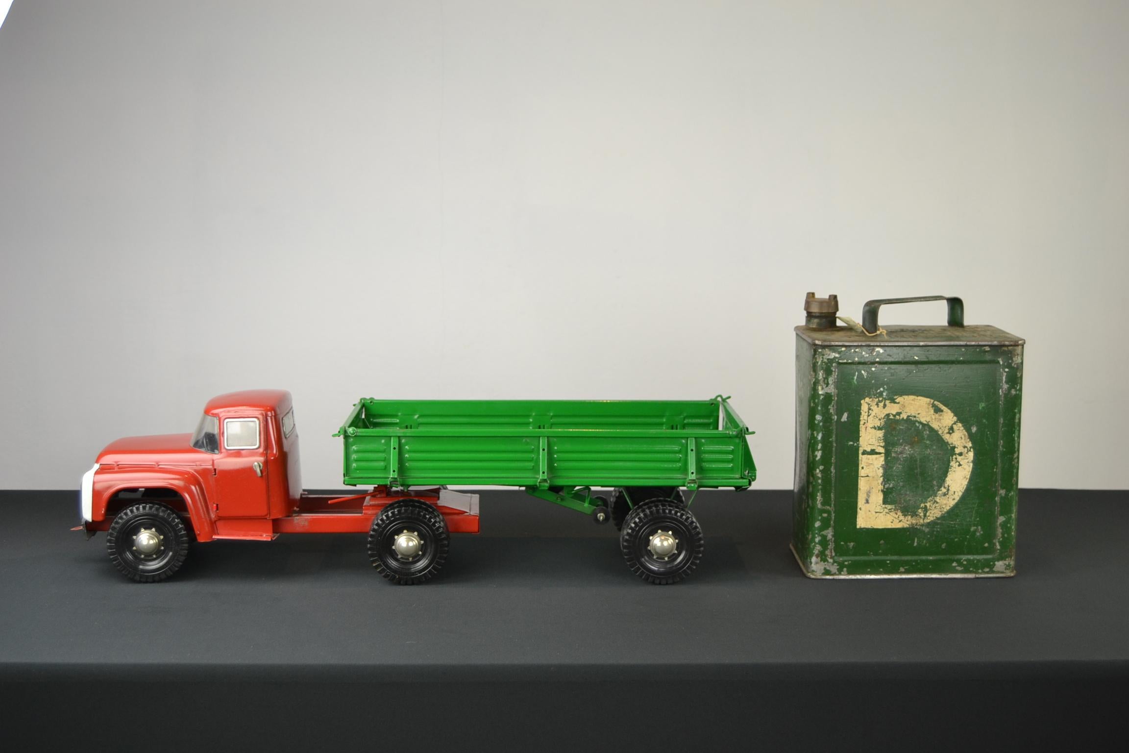 Large Semi-Trailer Metal Truck Toy, USSR, 1990s 9