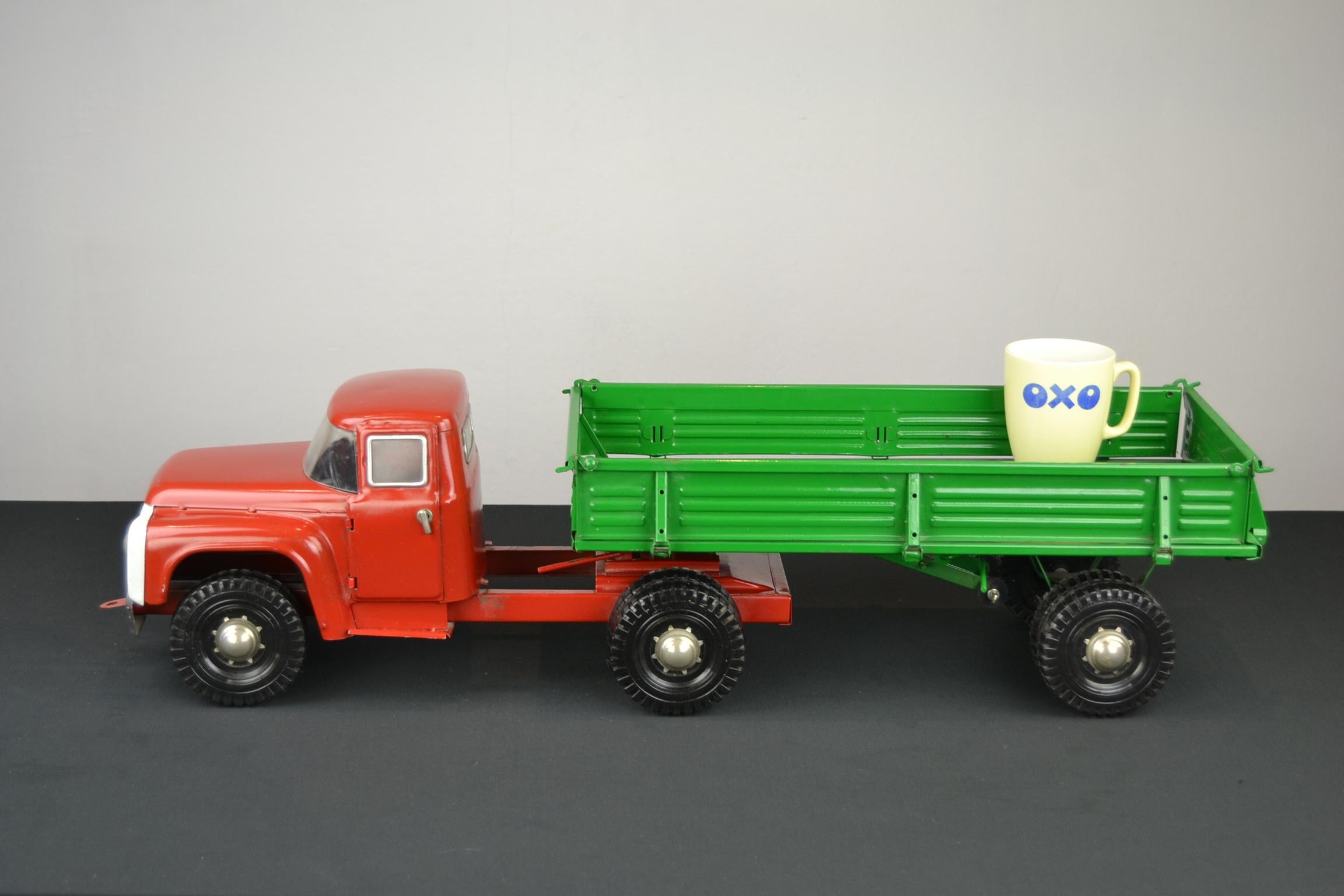 Large Semi-Trailer Metal Truck Toy, USSR, 1990s 10