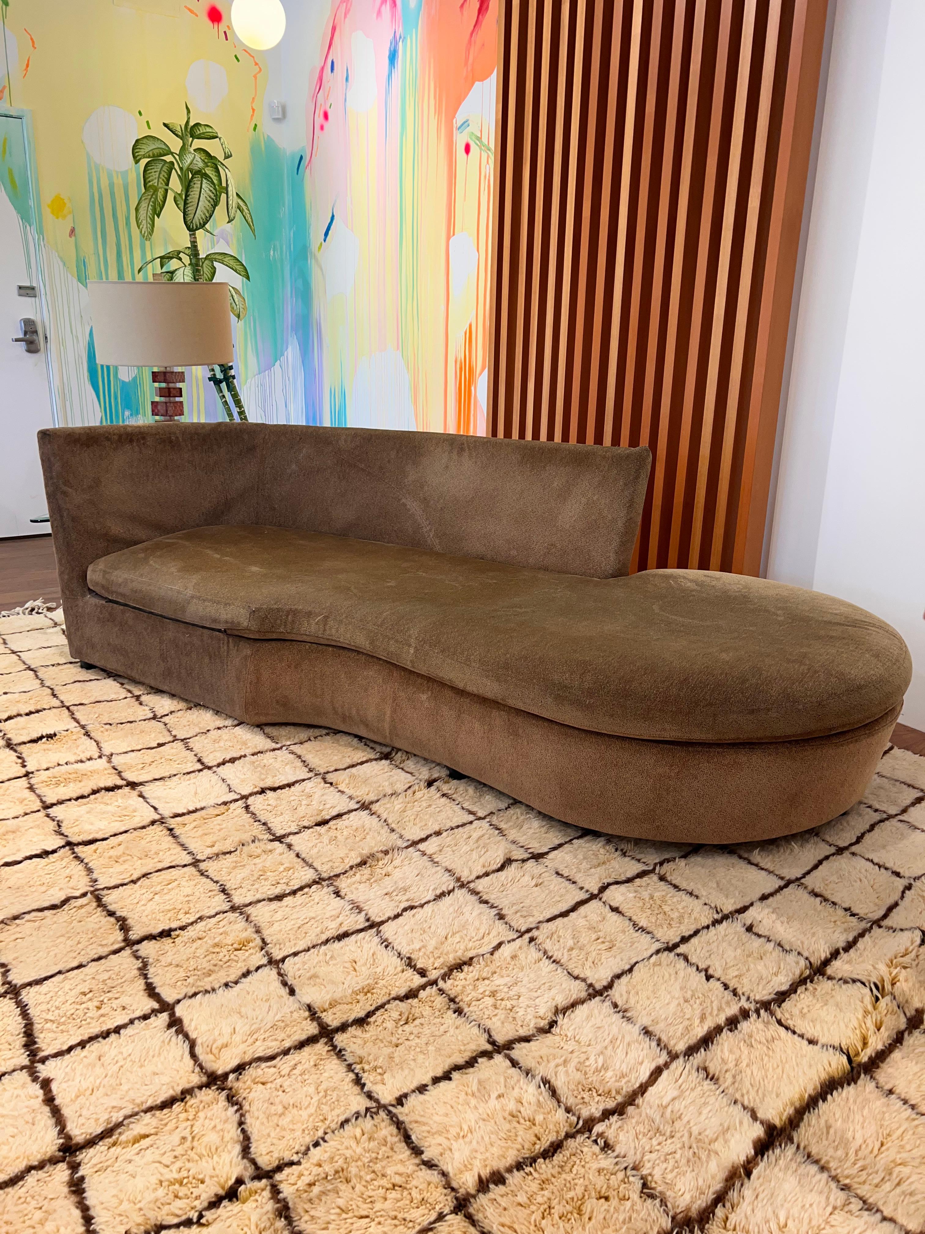 Large serpentine modular sofa by Roche Bobois, late 20th century  3