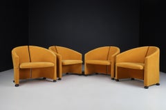 Large Set Armchairs or Easy Chairs in the Style of Saporiti, Italy, in the 1970s