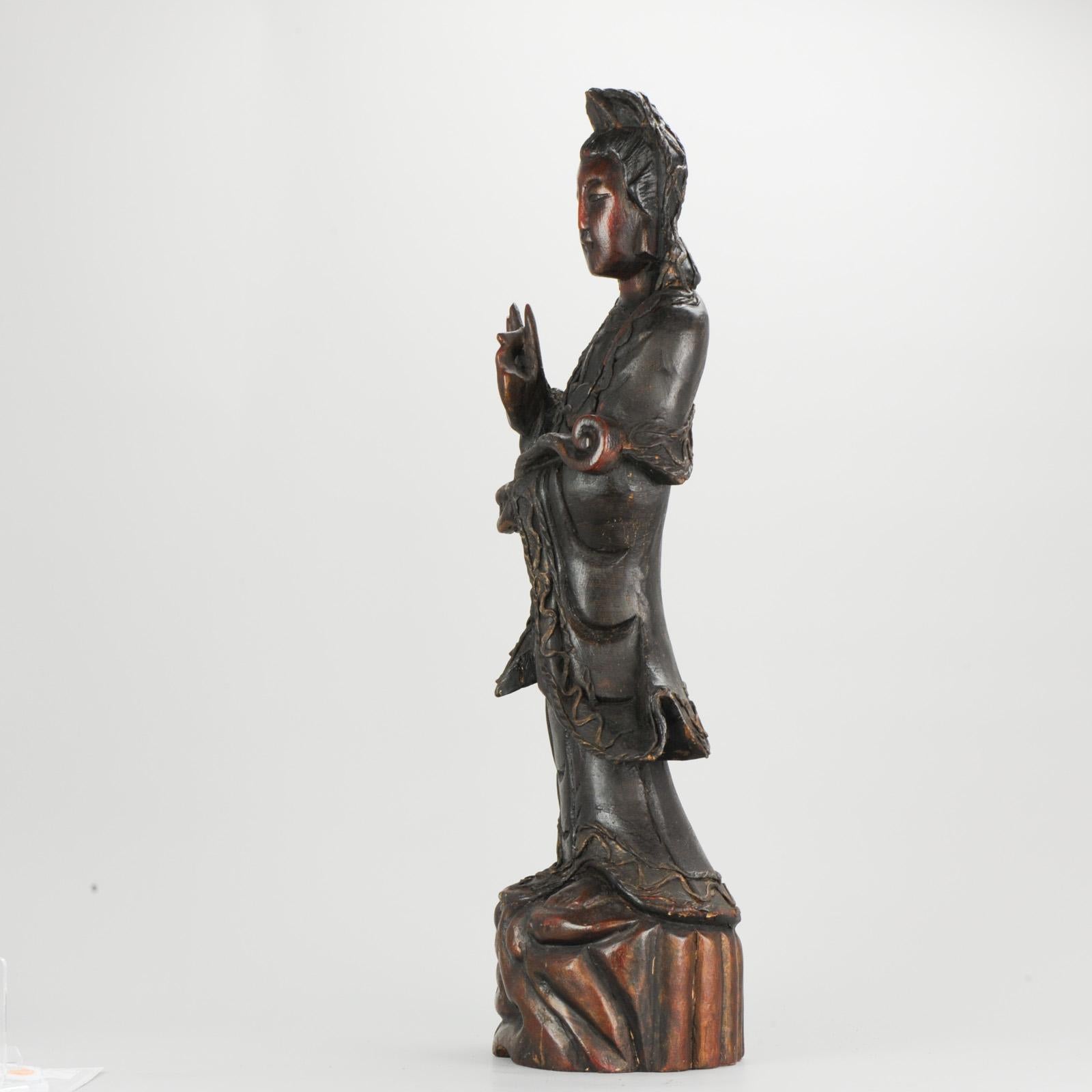 chinese wooden statues