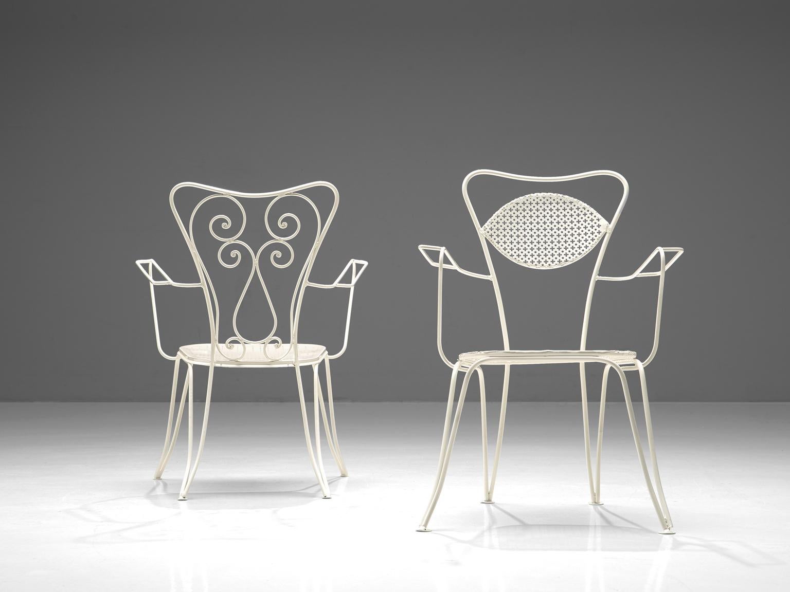 Dining patio chairs, white colored metal, Italy, 1960s.

Elegant metal chairs in white. The chairs have an elegant, bold design, as is quintessential of Italian patio chairs. Curved shapes and thin armrests form the frame combined with a mesh seat