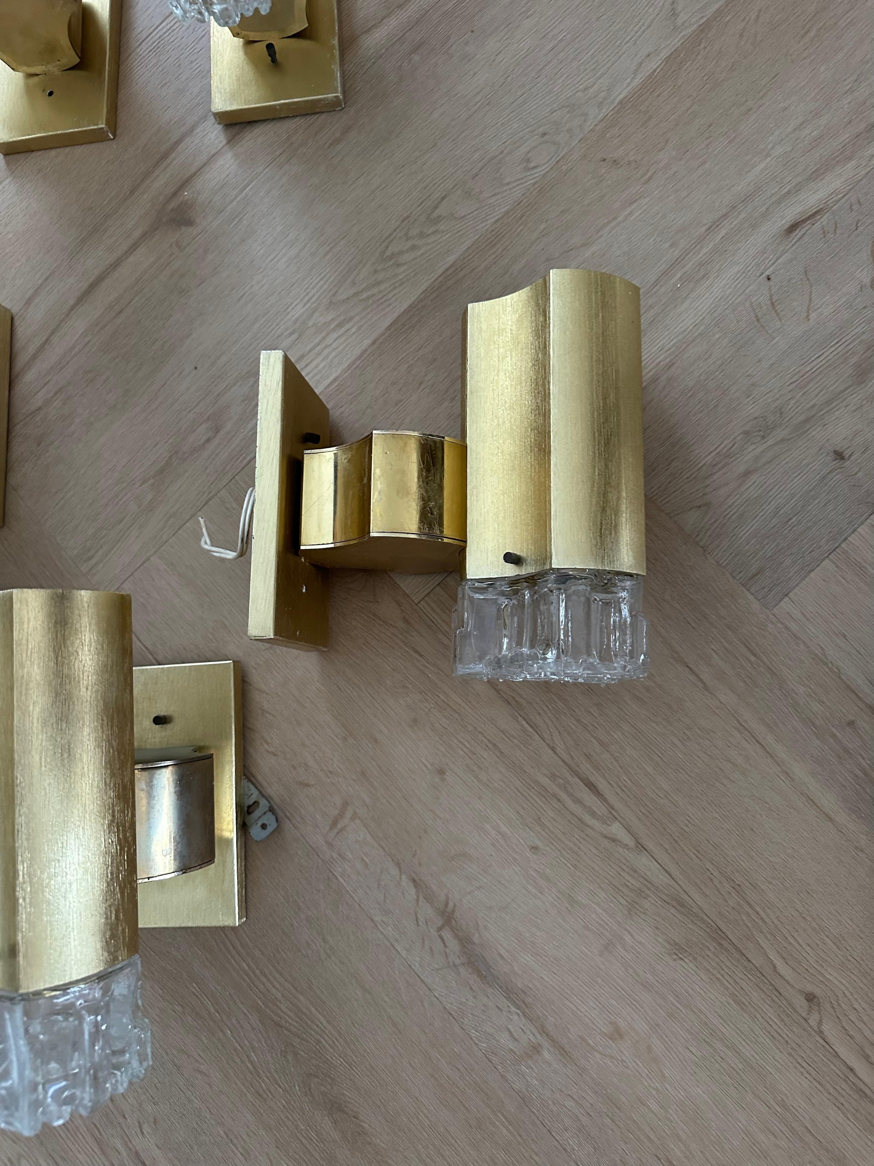 Grande set di 10 lampade da parete in vetro e alluminio del MidCentury di design italiano in vendita 10