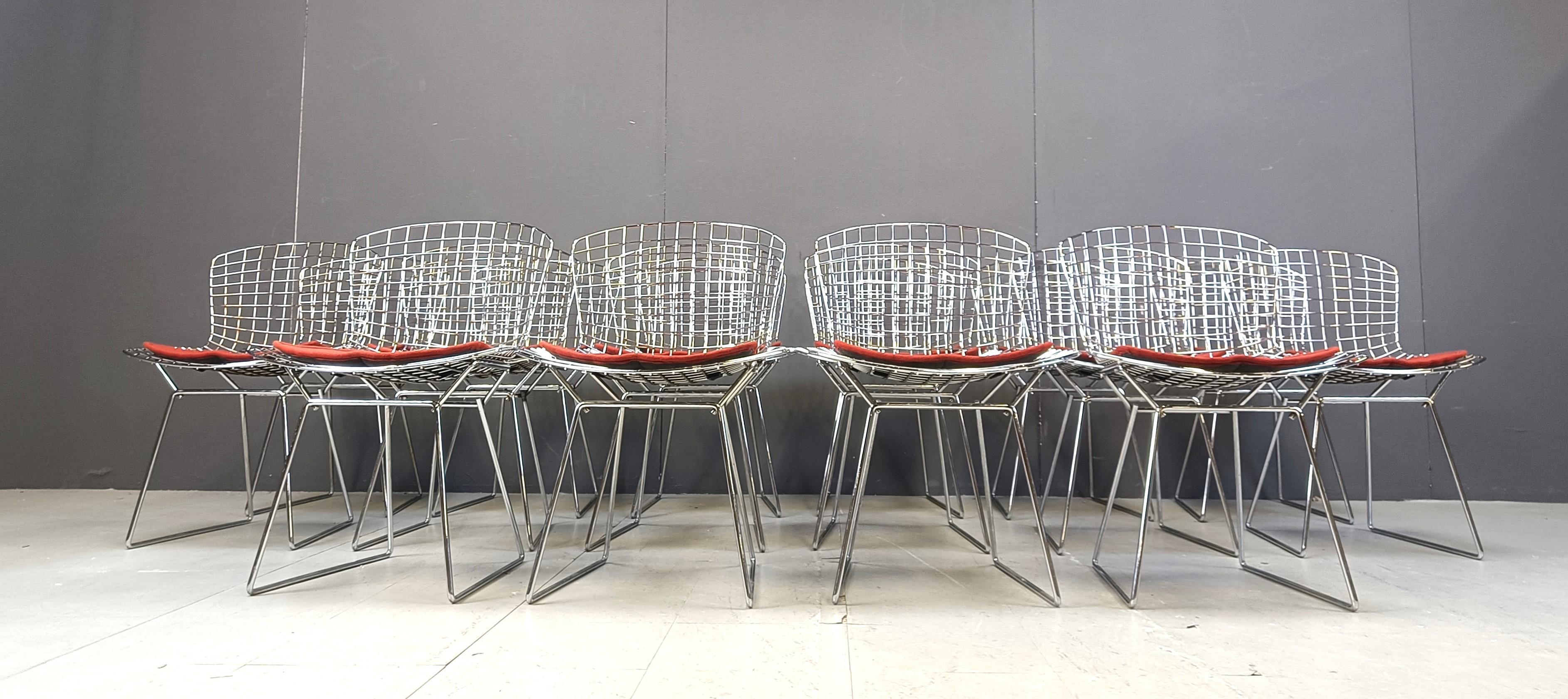 Late 20th Century Large set of 16 Vintage Model 420 dining chair by Harry Bertoia for Knoll