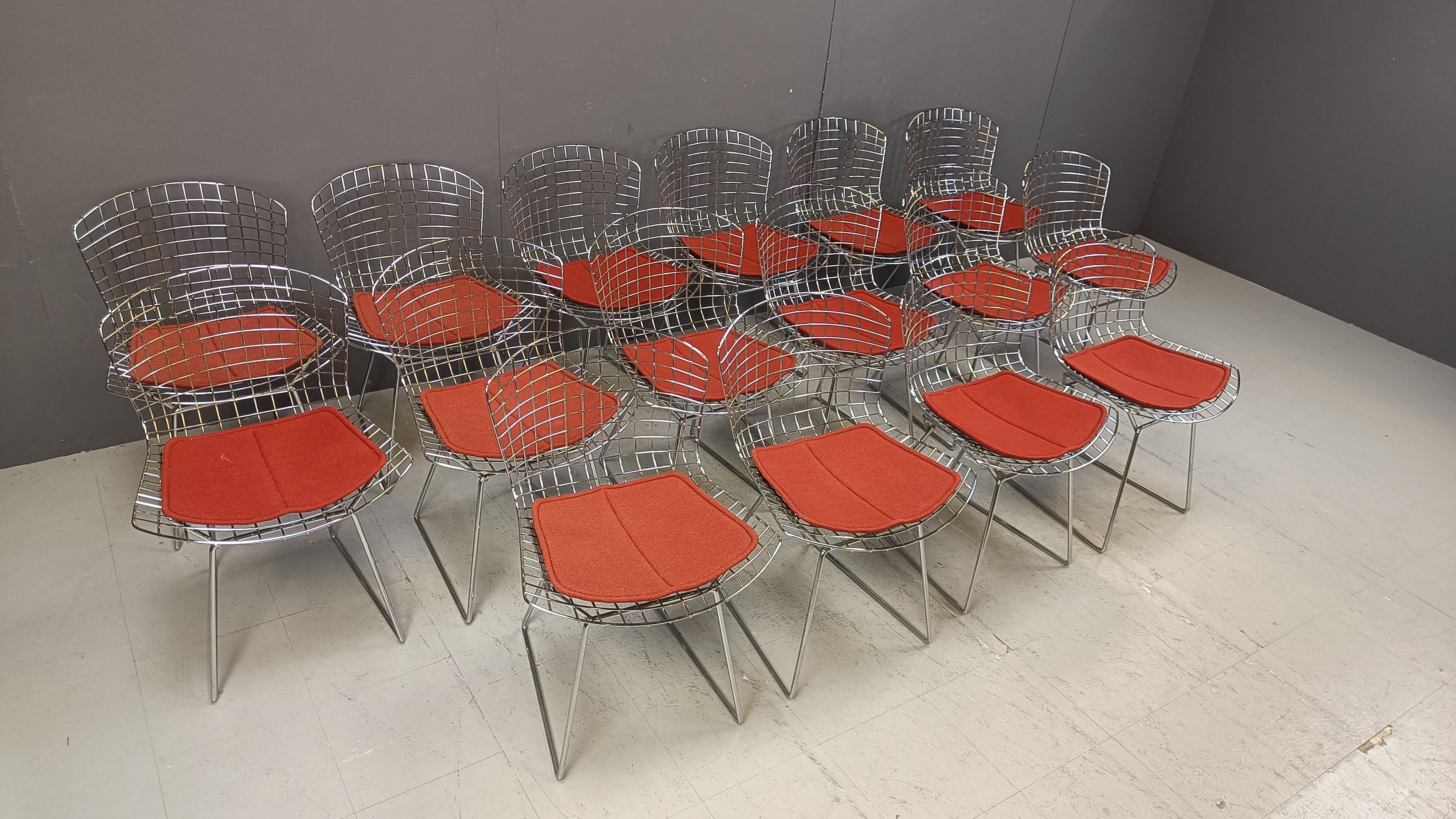 Large set of 16 Vintage Model 420 dining chair by Harry Bertoia for Knoll 2