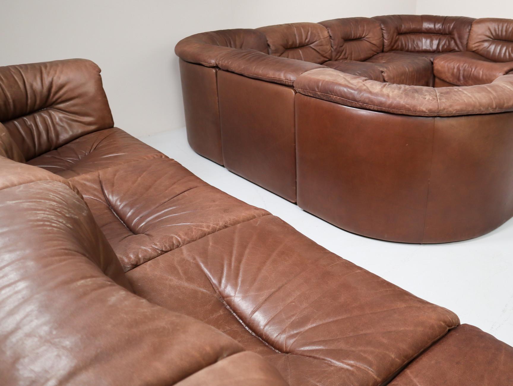 Large Set of 19 Elements Patinated Leather De Sede DS 14 Modular Sofa, 1970s 4