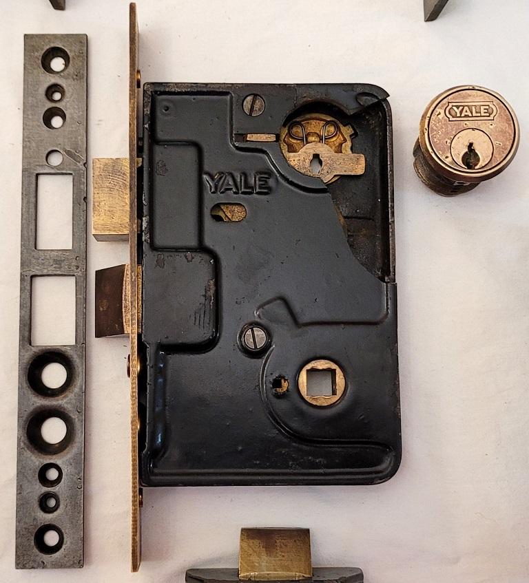 Machine-Made Large Set of 1920s Yale Mortice Locks with Plates For Sale