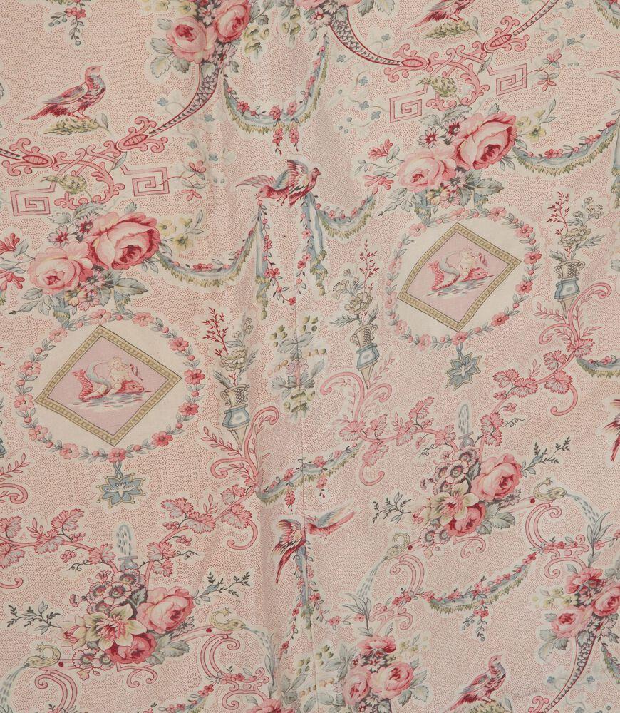 Large Set of 19th Century French Roses & Birds Linen Cotton Curtains For Sale 2