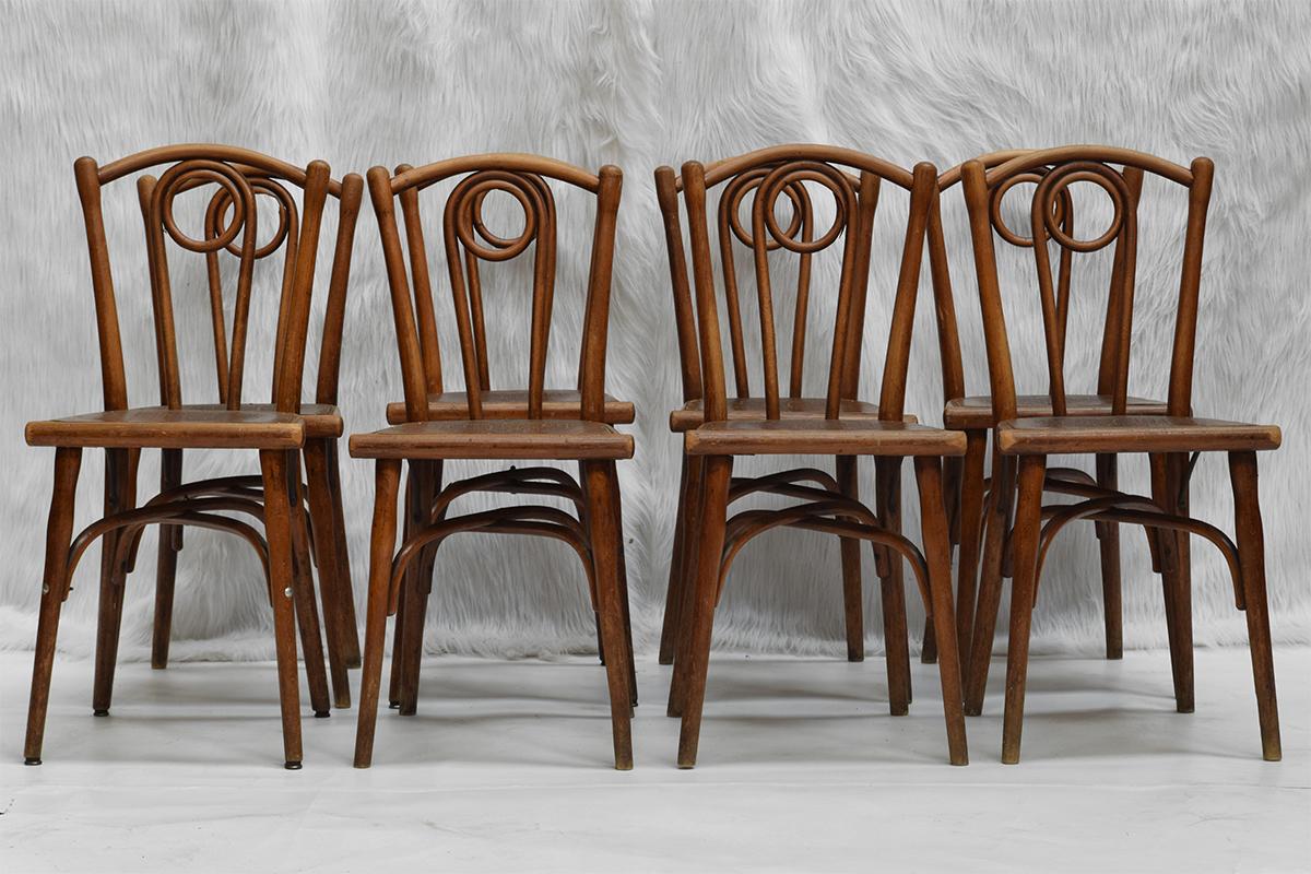 Unique large set of 22 Bistro chairs made before 1921 by Thonet in Vienna.
Perfect for styling a restaurant, hotel or bistro. Or styling your own dining table. They are marked and stamped.
We sell the 22 in one package or in sets 6 or 8. Pricing
