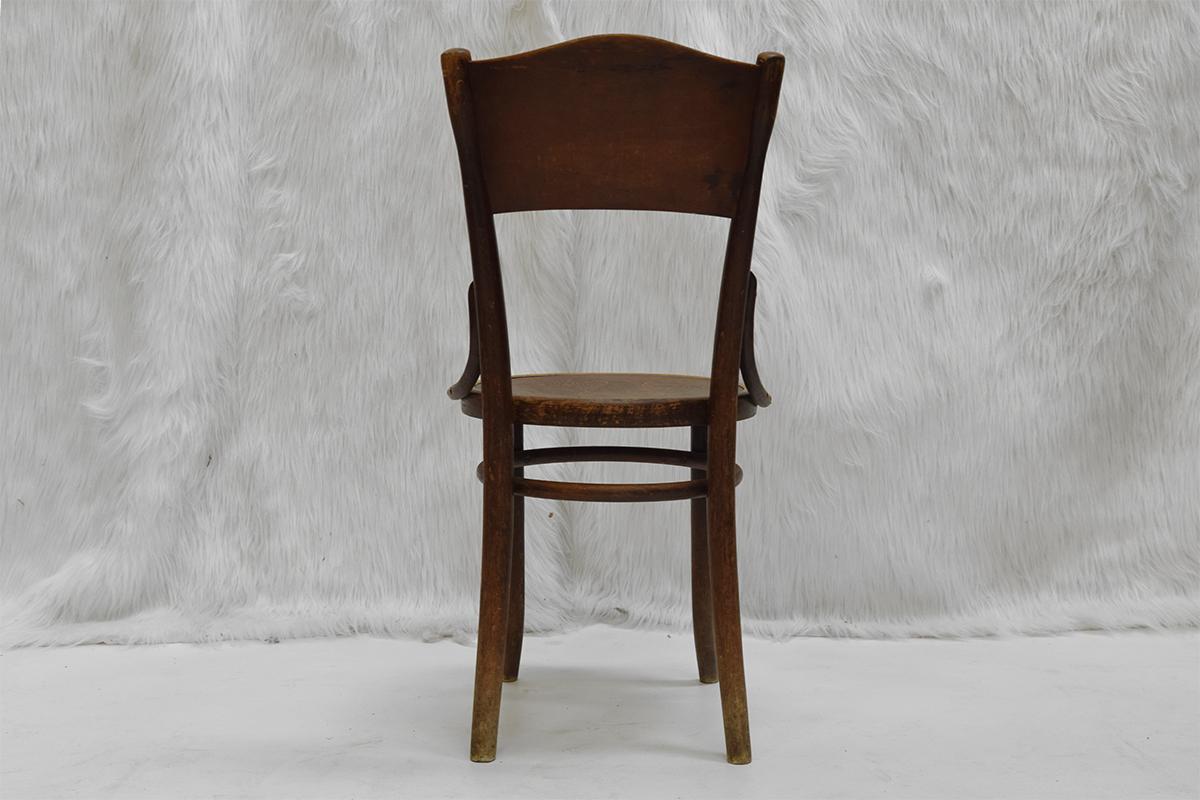 Large Set of 26 Bistro Dining Chairs by Thonet Vienna, Art Noveau In Good Condition For Sale In The Hague, NL