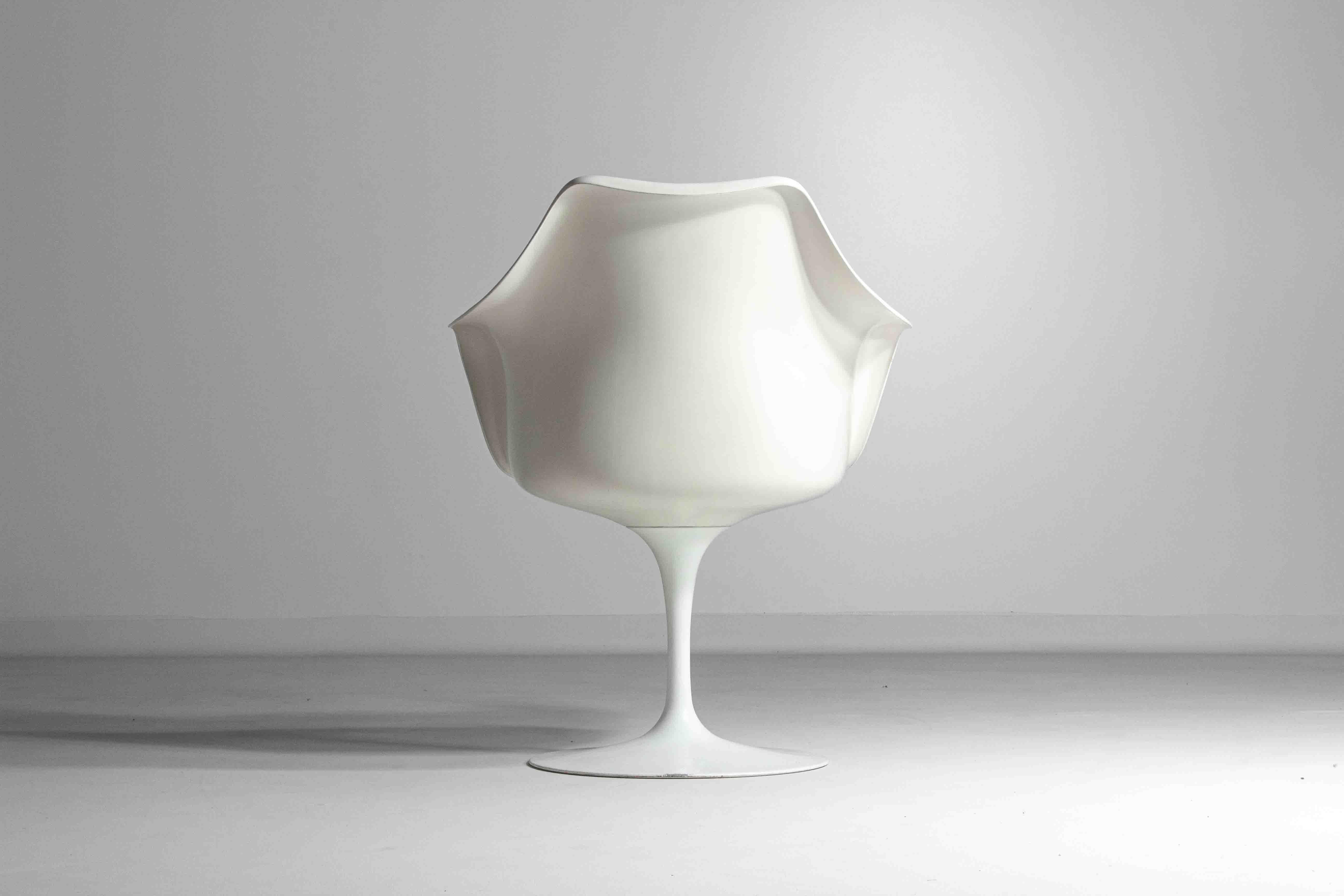 Grand ensemble de 8 fauteuils tulipe d'Eero Saarinen pour Knoll International, 1970 en vente 6