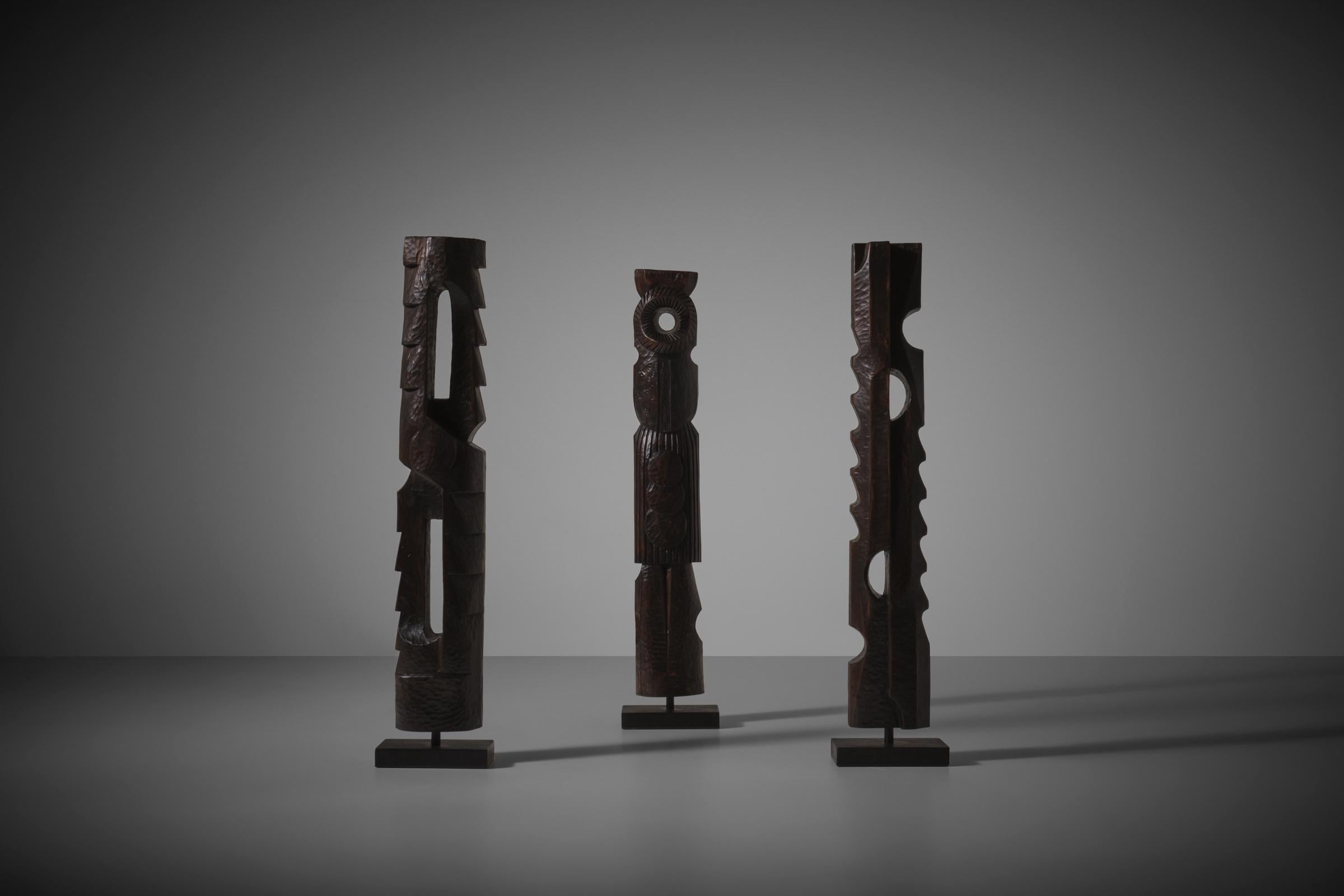 Large set of Abstract wooden sculptures, France 1970s - II For Sale 2
