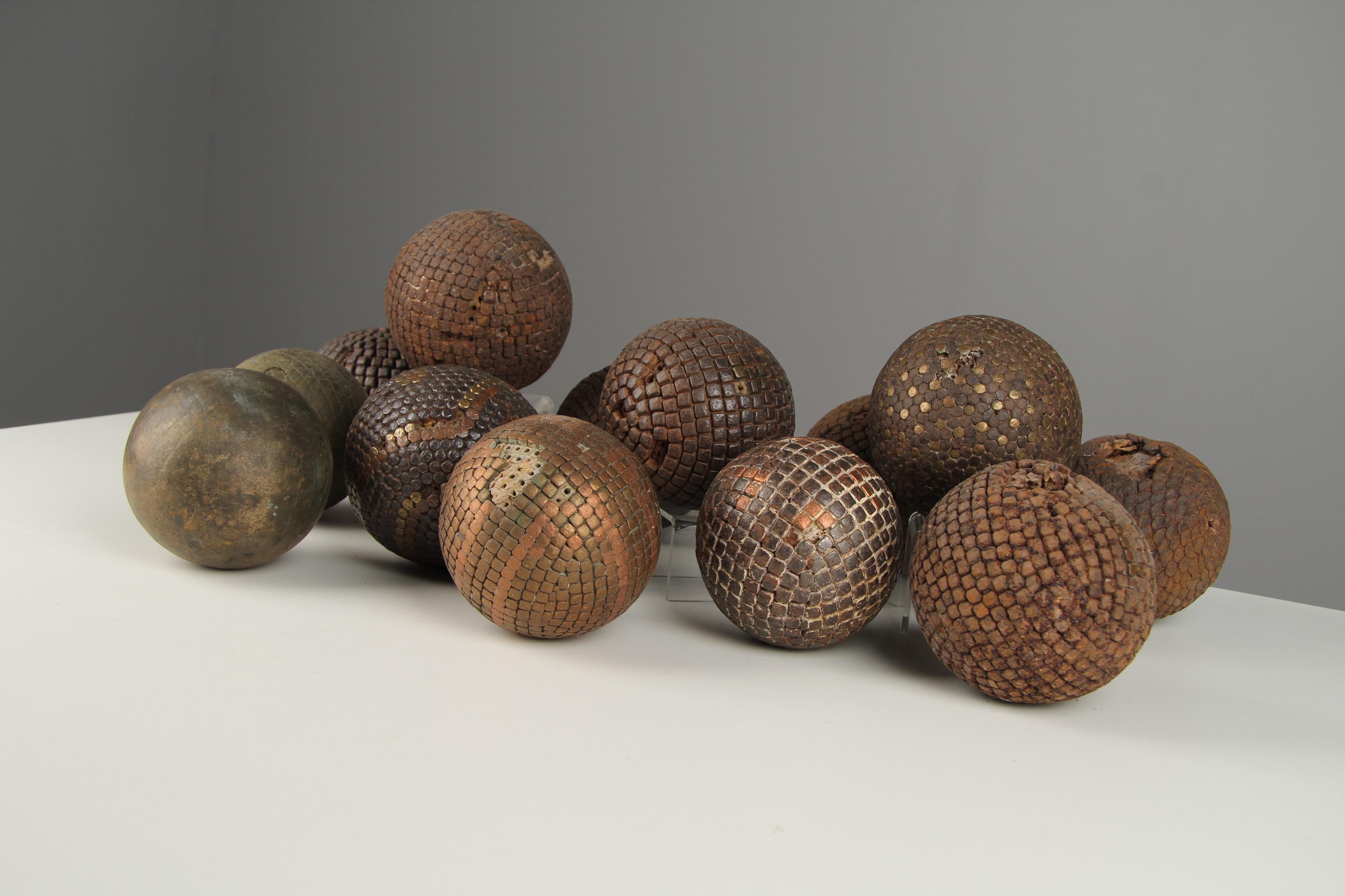 Olivier Grand jeu de boules antique, 13 Pieces, Pétanque, 1880s, France en vente