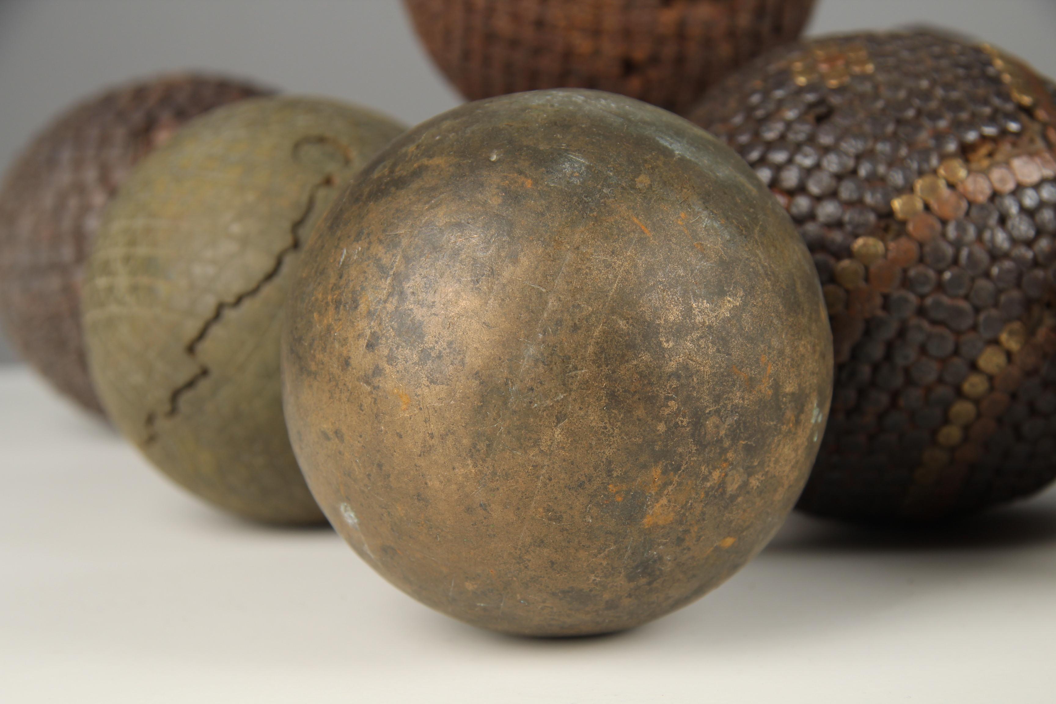 Français Grand jeu de boules antique, 13 Pieces, Pétanque, 1880s, France en vente
