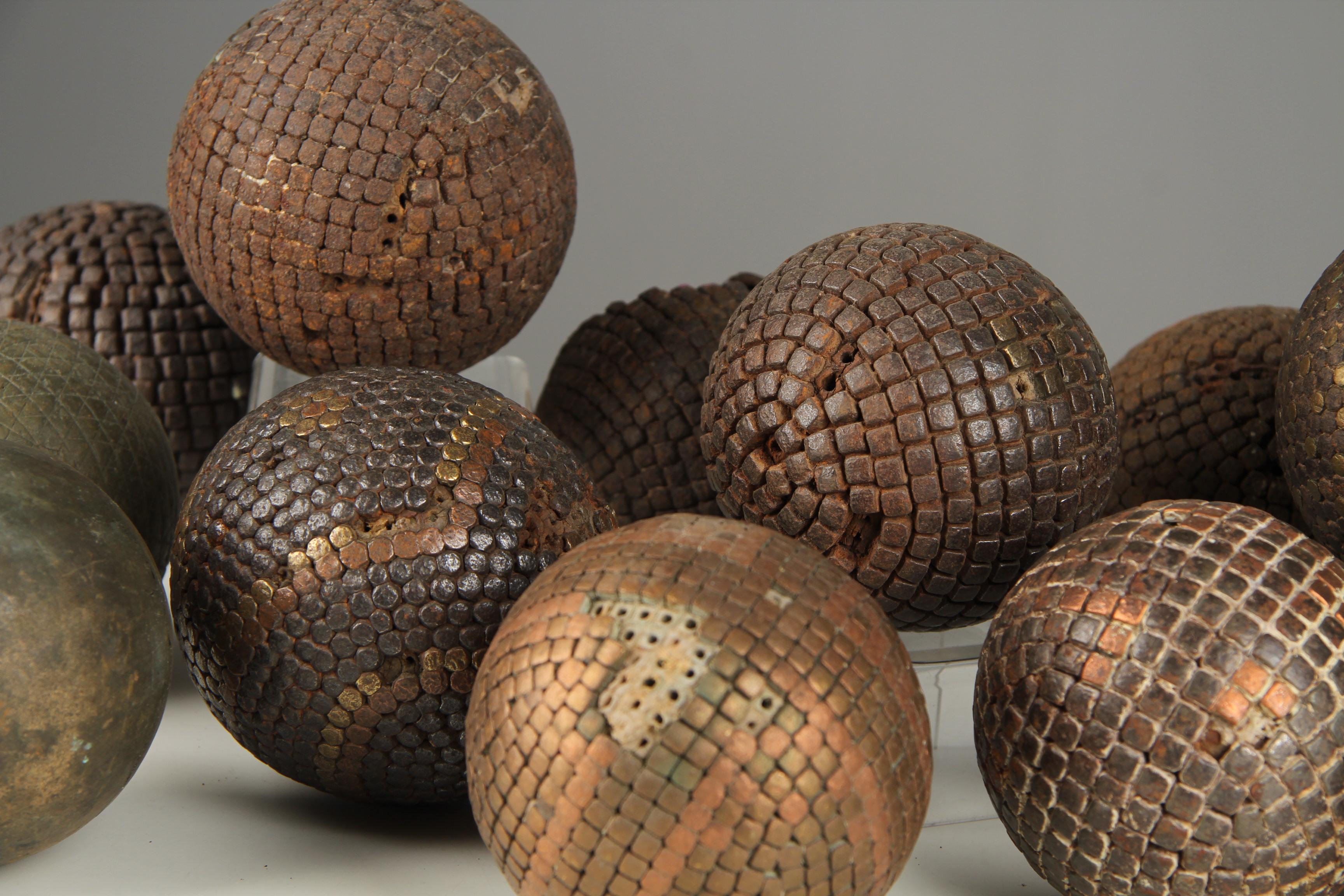 XIXe siècle Grand jeu de boules antique, 13 Pieces, Pétanque, 1880s, France en vente