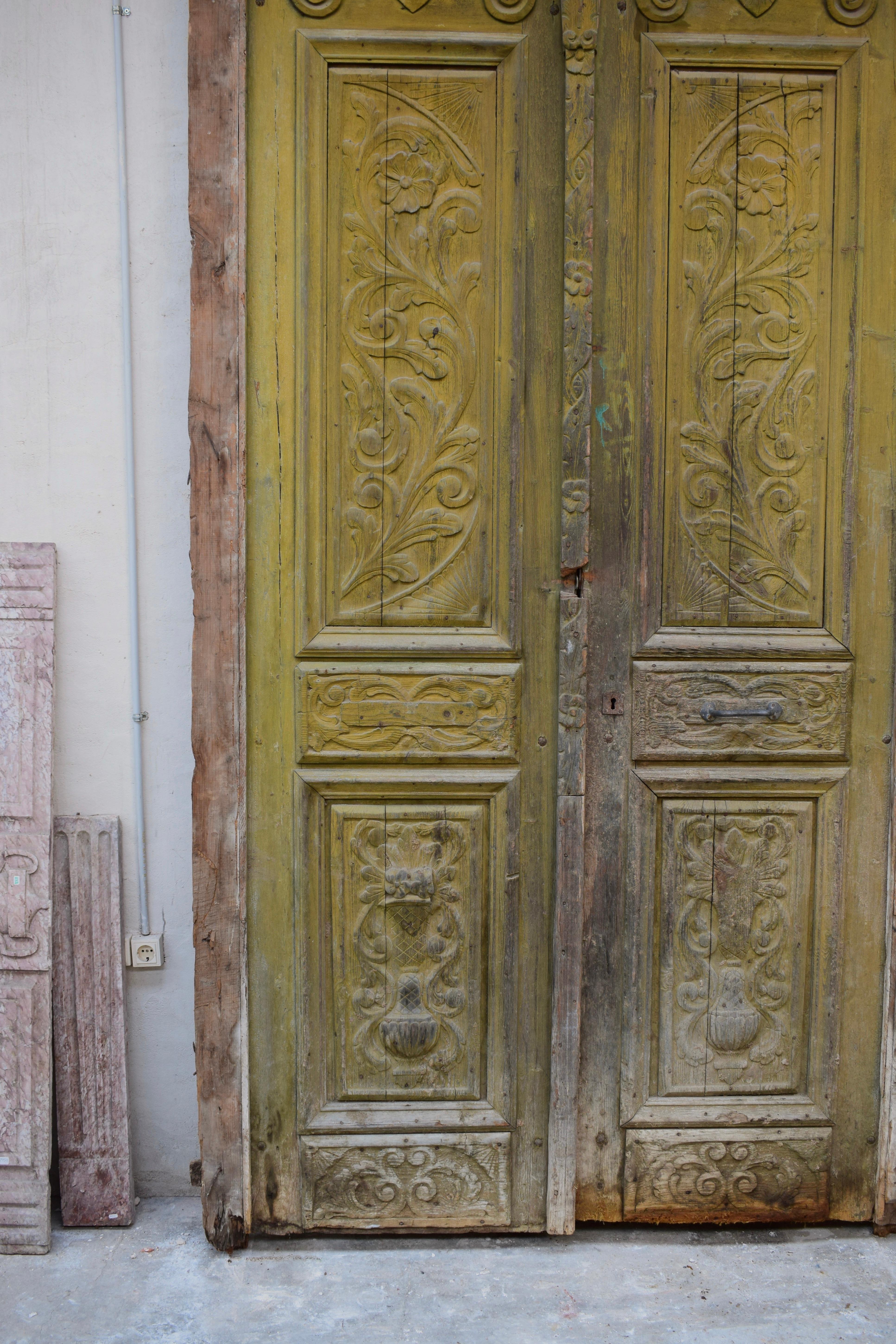 Large Set of Art Nouveau Antique Exterior Doors with Carved Panels In Good Condition In Vulpellac, Girona