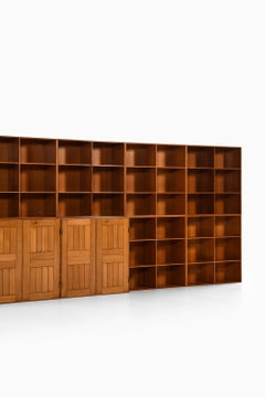Grande set di librerie in pino dell'Oregon di Mogens Koch, 1933