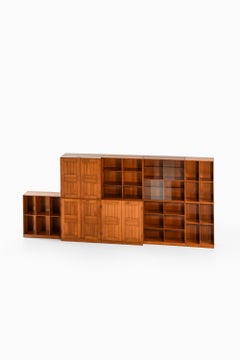 Grand ensemble de bibliothèques en pin de l'Oregon, verre de Mogens Koch, 1933