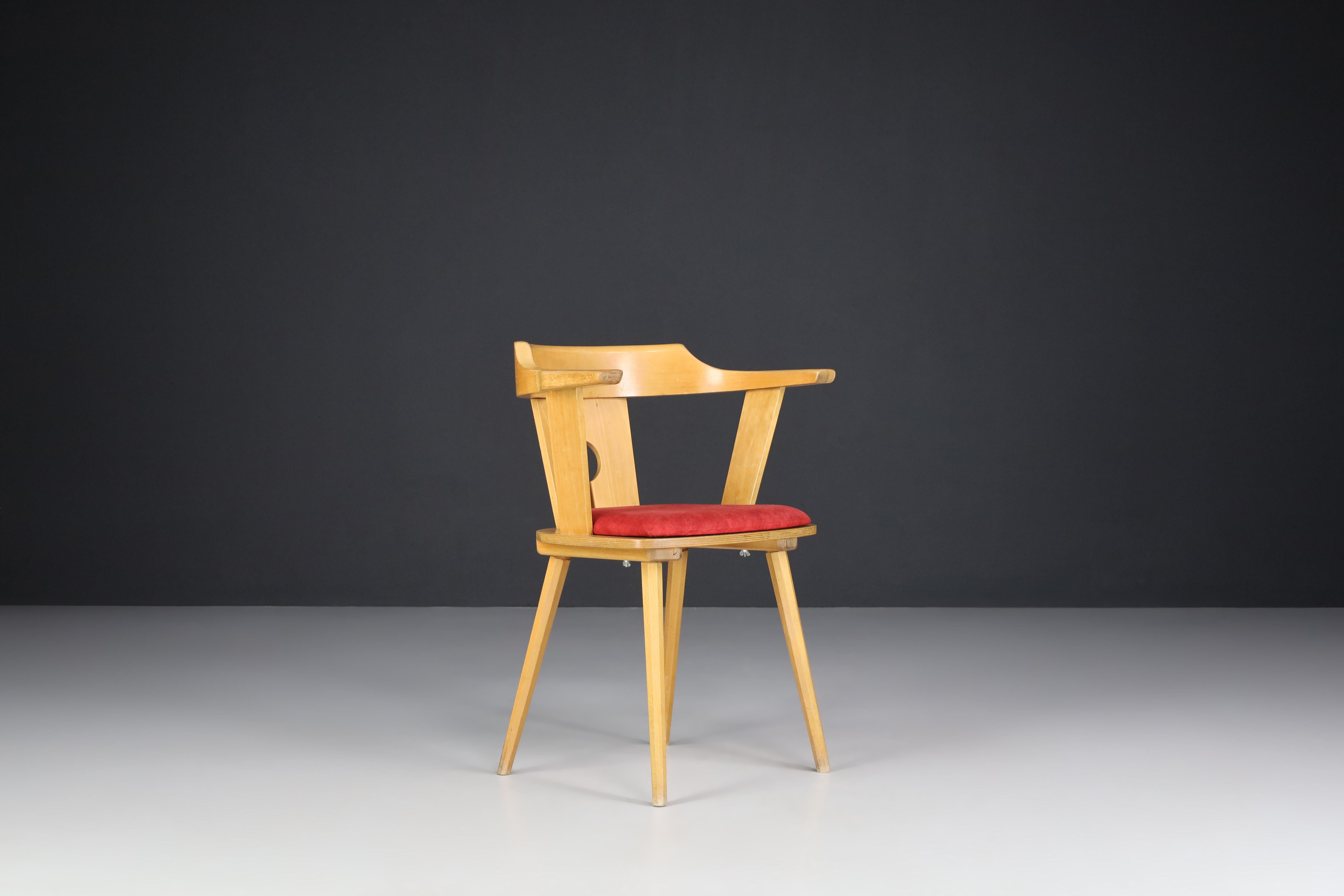 XX secolo Grande set/12 di poltrone da pranzo in faggio e tappezzeria originale, Francia anni '60 in vendita