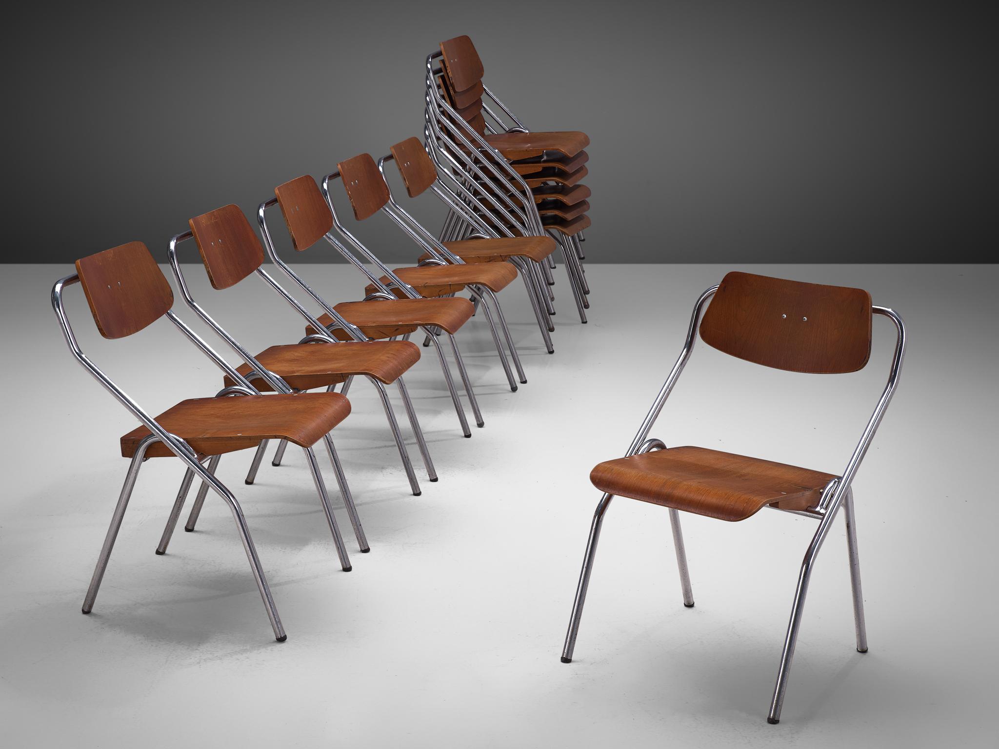 Milieu du XXe siècle Grand ensemble de chaises néerlandaises avec cadre tubulaire chromé  en vente