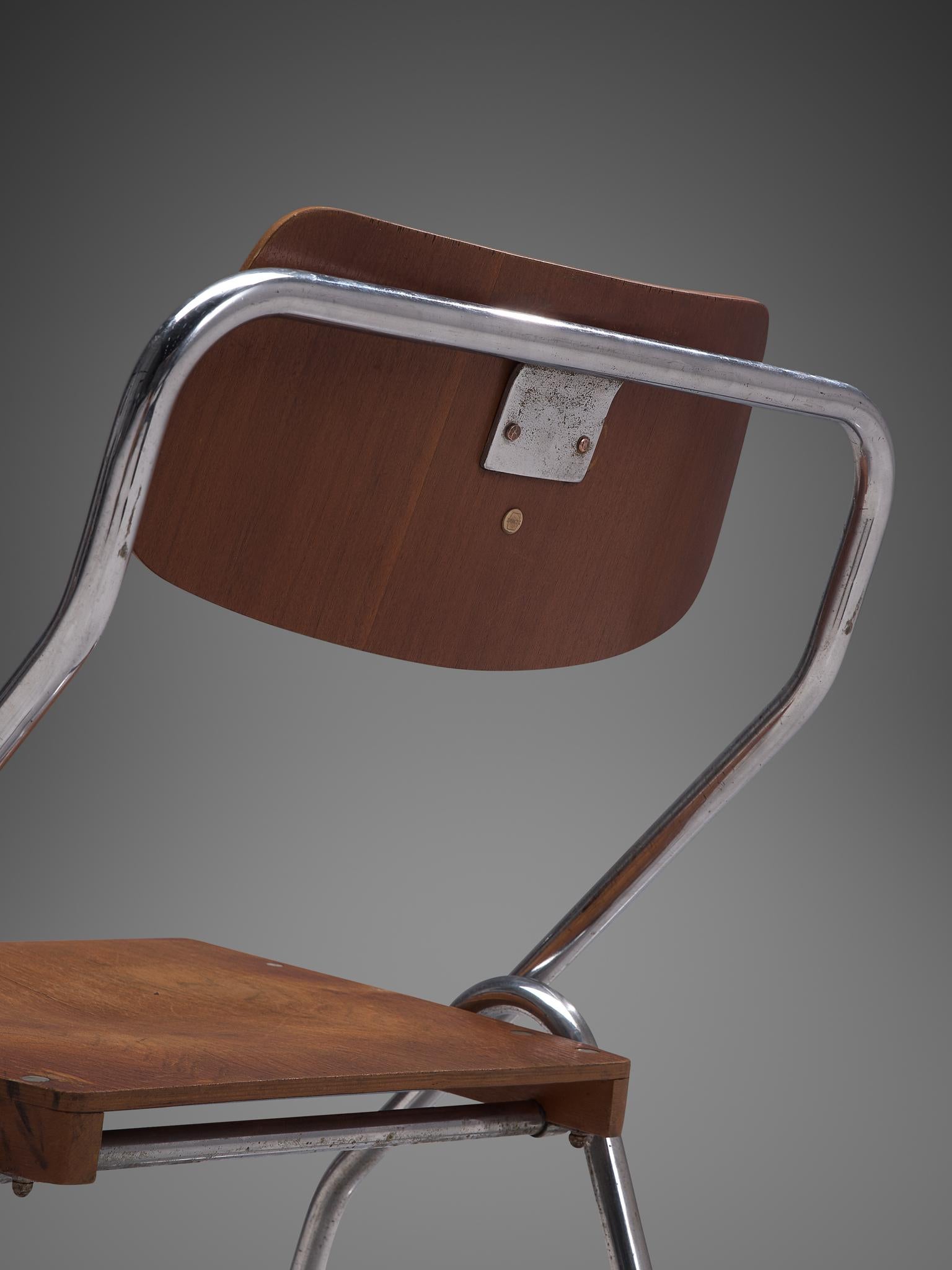 Métal Grand ensemble de chaises néerlandaises avec cadre tubulaire chromé  en vente
