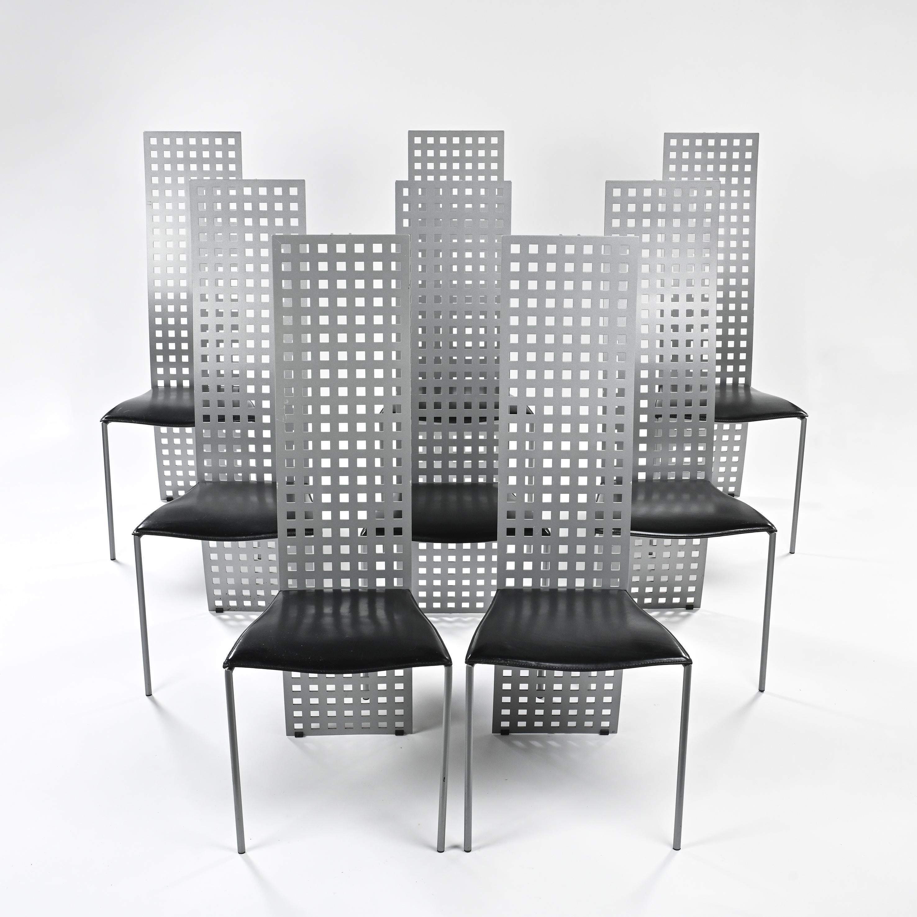 Grande set di otto sedie di Massimo and Lella Vignelli, circa 1980 In condizioni buone in vendita a VILLEURBANNE, FR