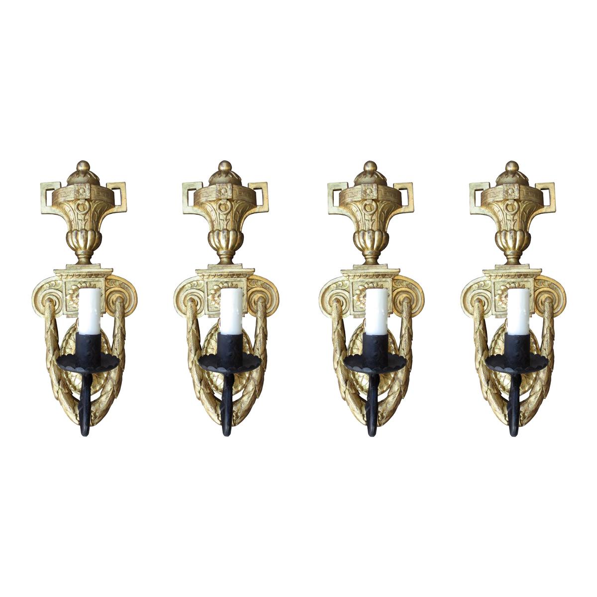 Large Set of Four 20th Century Italian Tole and Giltwood Sconces
