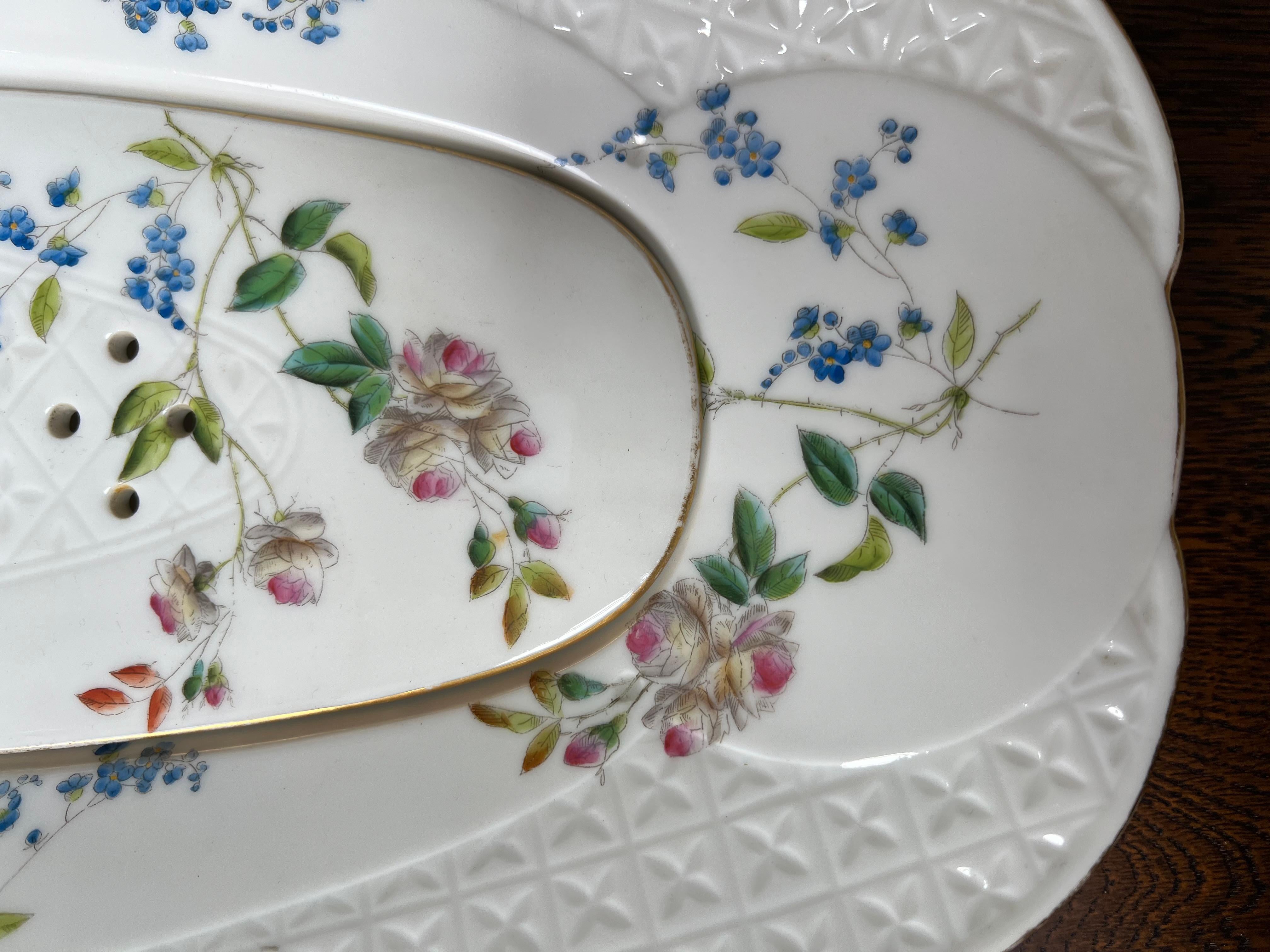 20th Century Large Set of French Louis XV Style Porcelain Tableware with Pink and Blue For Sale