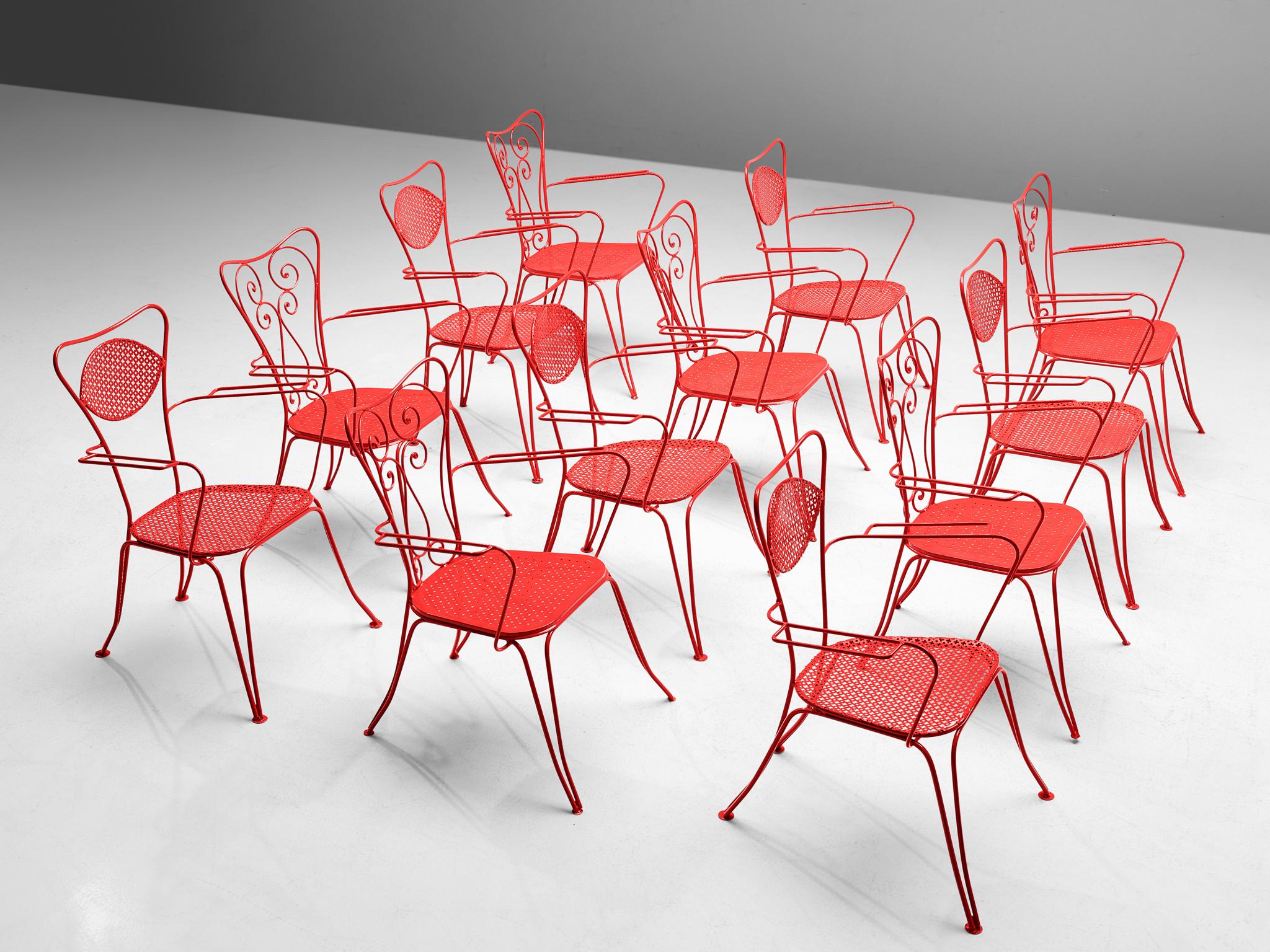 Grand ensemble de chaises de patio italiennes de différentes couleurs en vente 5