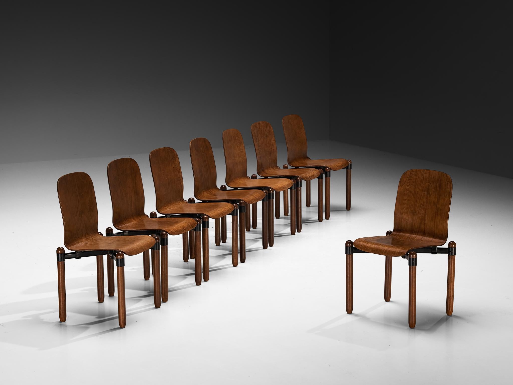 Grande set di sedie da pranzo moderniste in legno e metallo in vendita 1