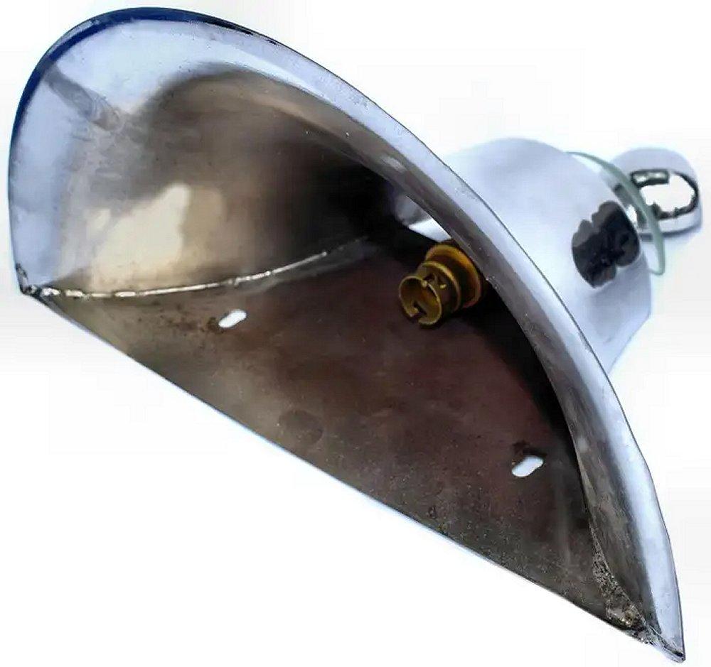 XX secolo Grande set di tre luci da parete a tromba in vetro e cromo Art Déco per il cinema in vendita