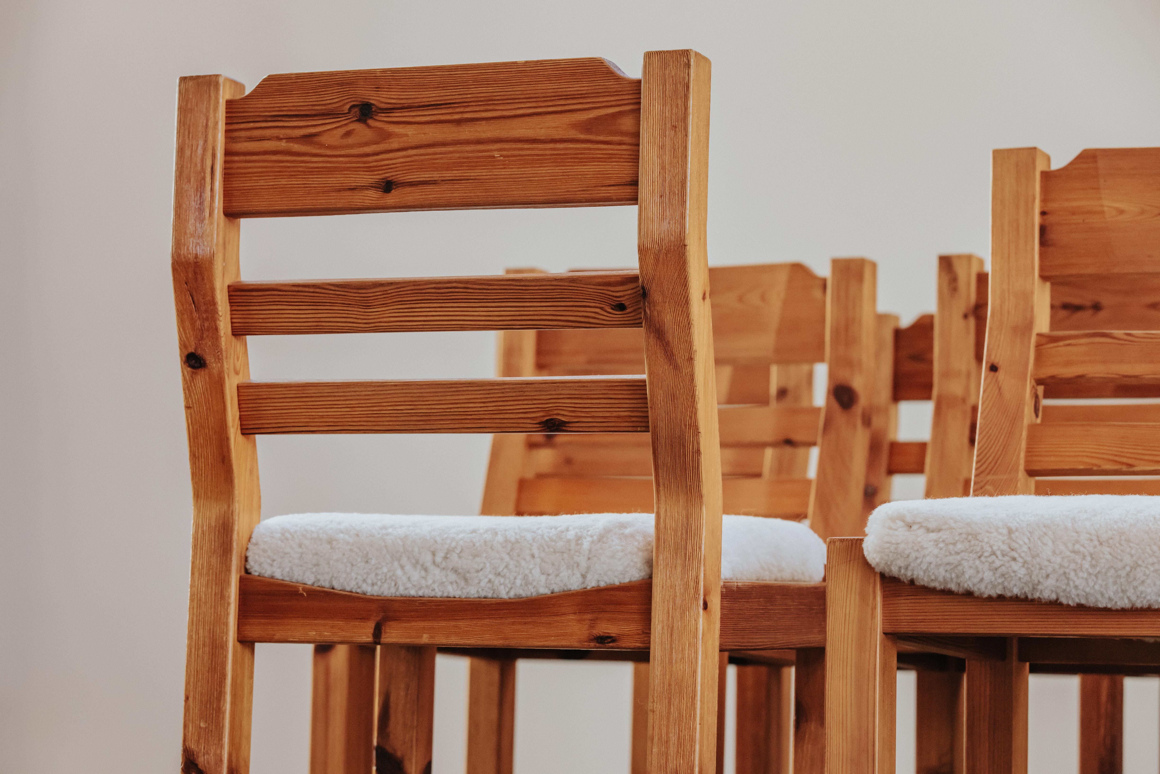 Large Set Of Twelve Sheepskin and Pine Dining Chairs From Denmark, Circa 1970 For Sale 2