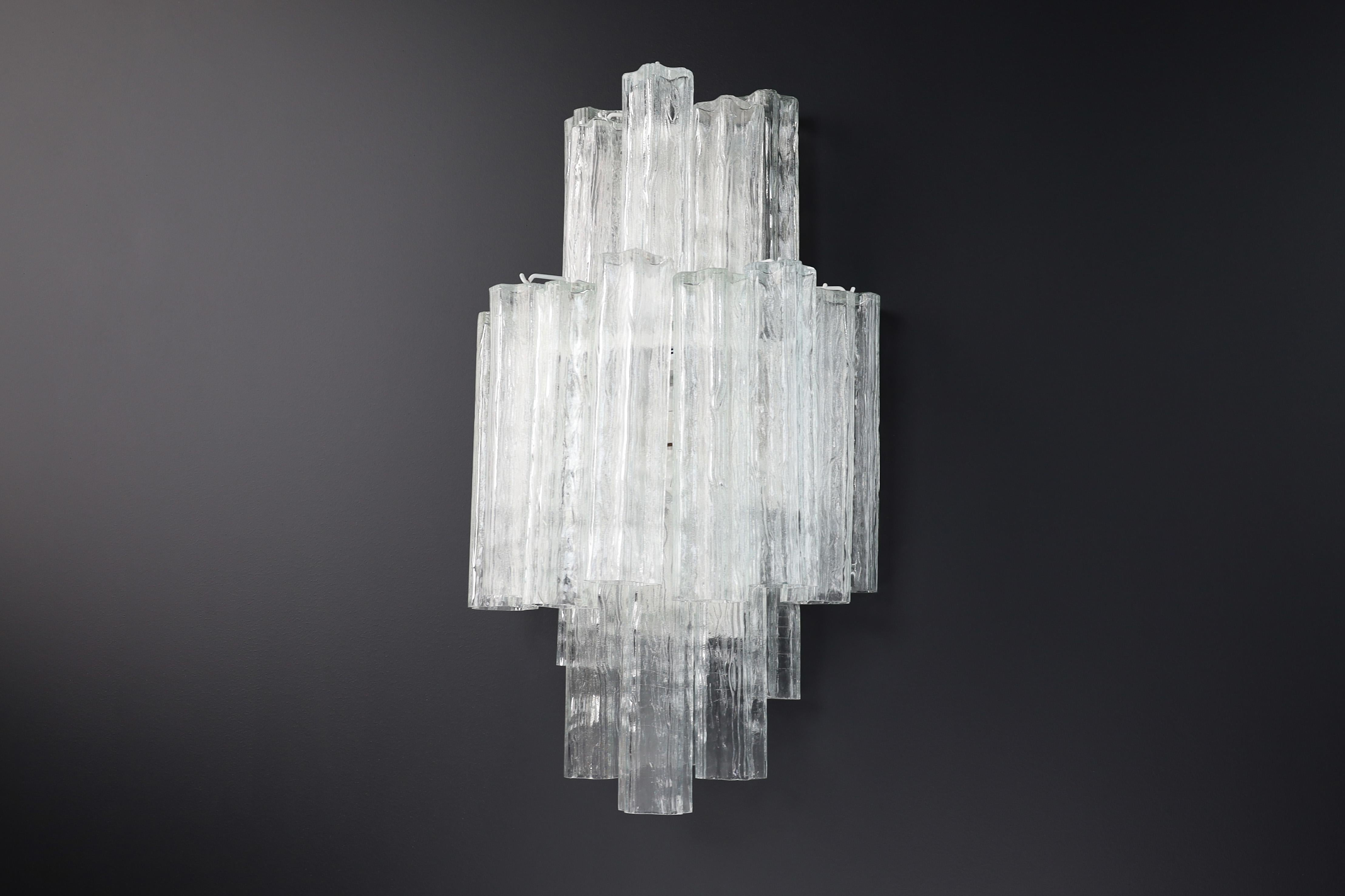 Große Venini-Wandleuchter mit Murano-Eisglas-Fassung, Italien 1960er Jahre. im Angebot 3