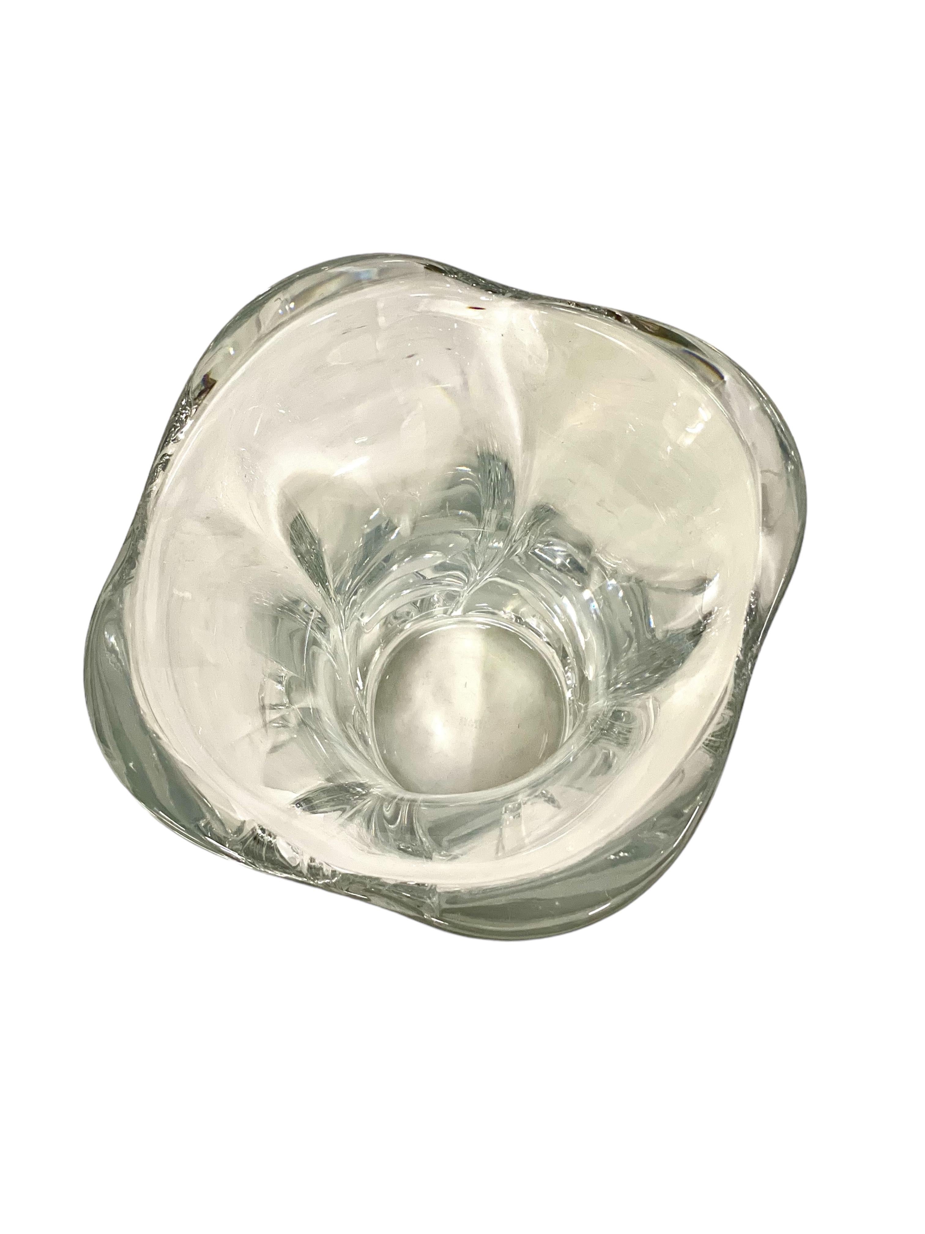 XX secolo Grande vaso pesante in cristallo di Sèvres in vendita