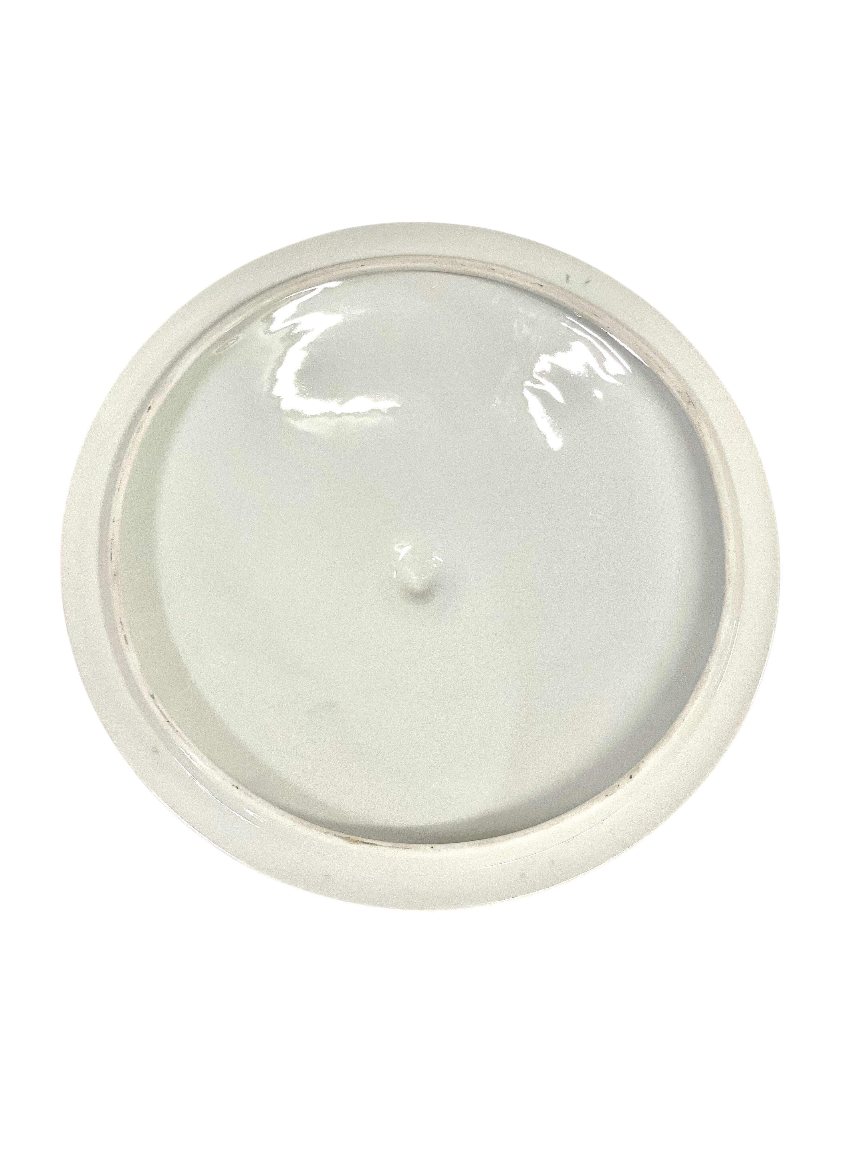 Sopera grande de porcelana dorada y fuente dorada de Camille Le Tallec en venta 7