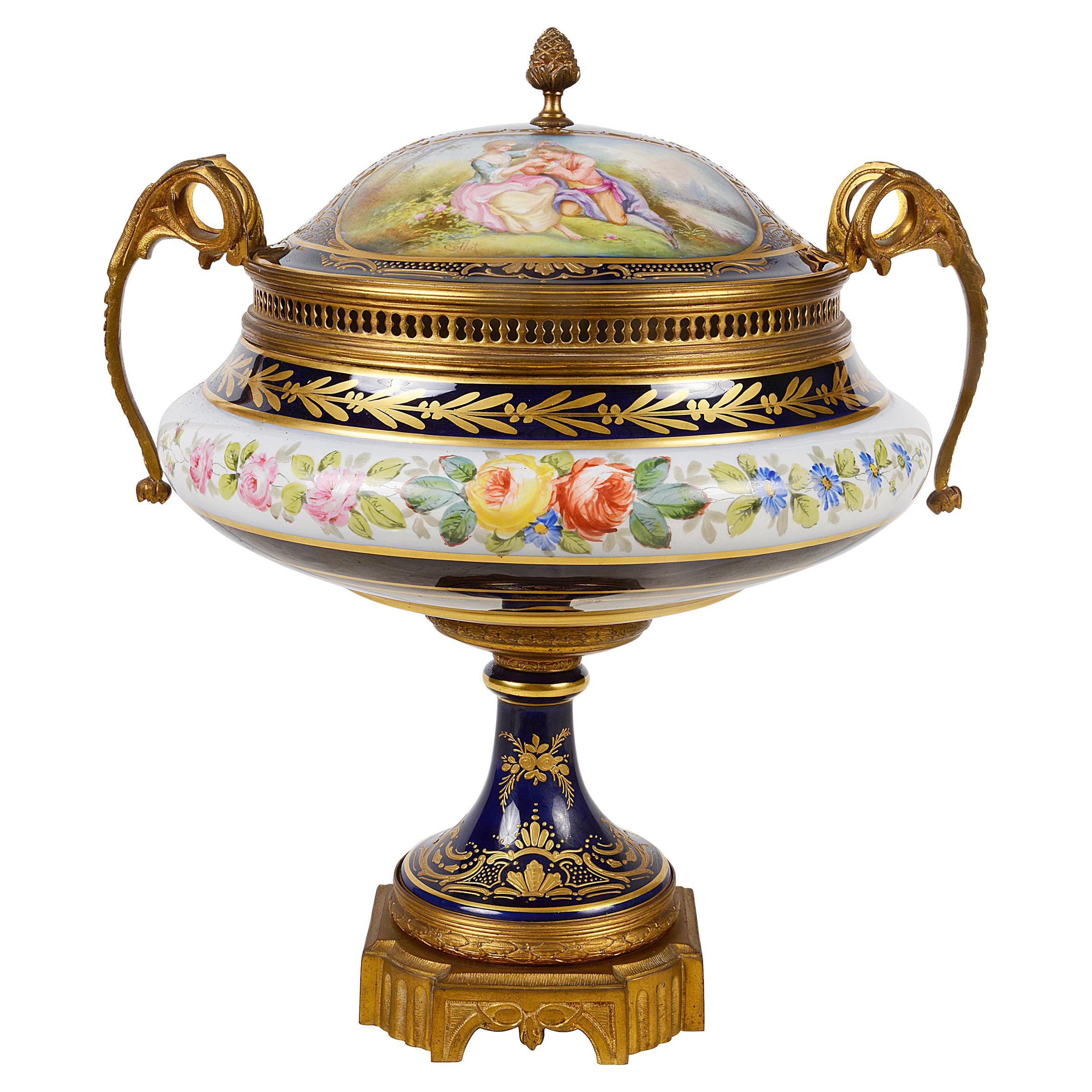 Große Kommode mit Deckel im Sevres-Stil, um 1890