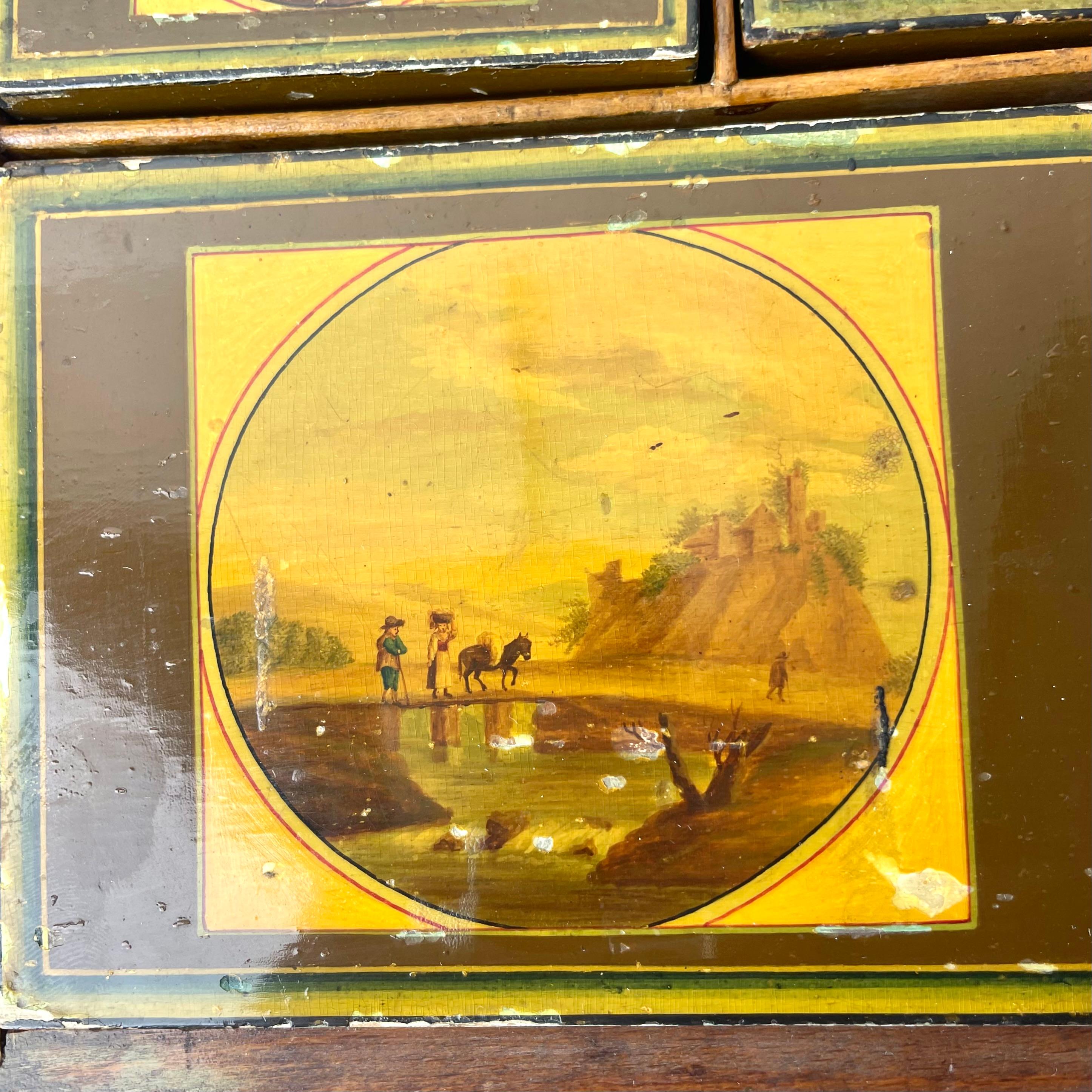 Grande boîte à couture en laque avec scènes pastorales, début du 19ème siècle en vente 2