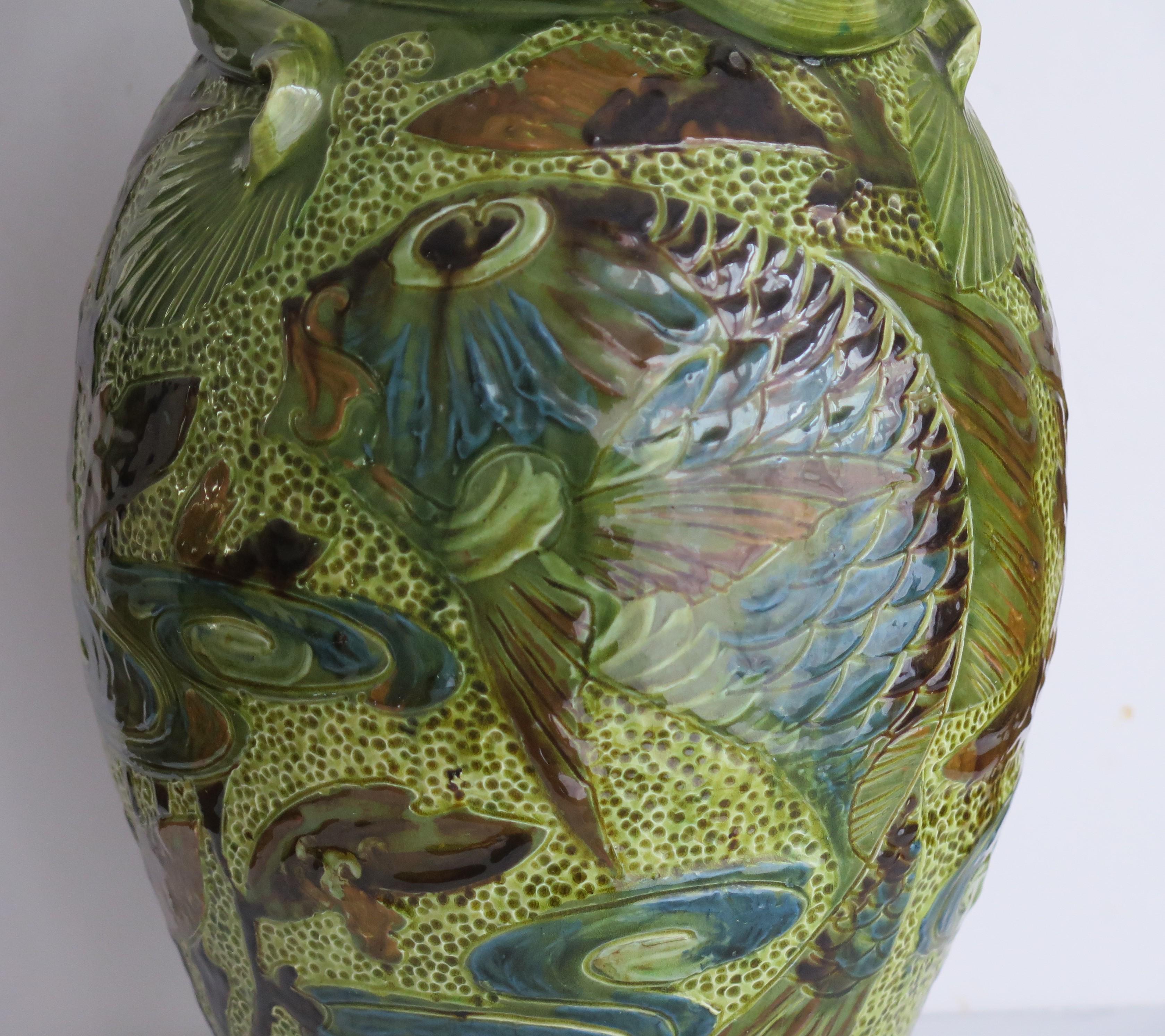 Hand-Painted Large Sgraffito Fish Vase pottery by W L Baron of Barnstaple Devon, Circa 1909 For Sale