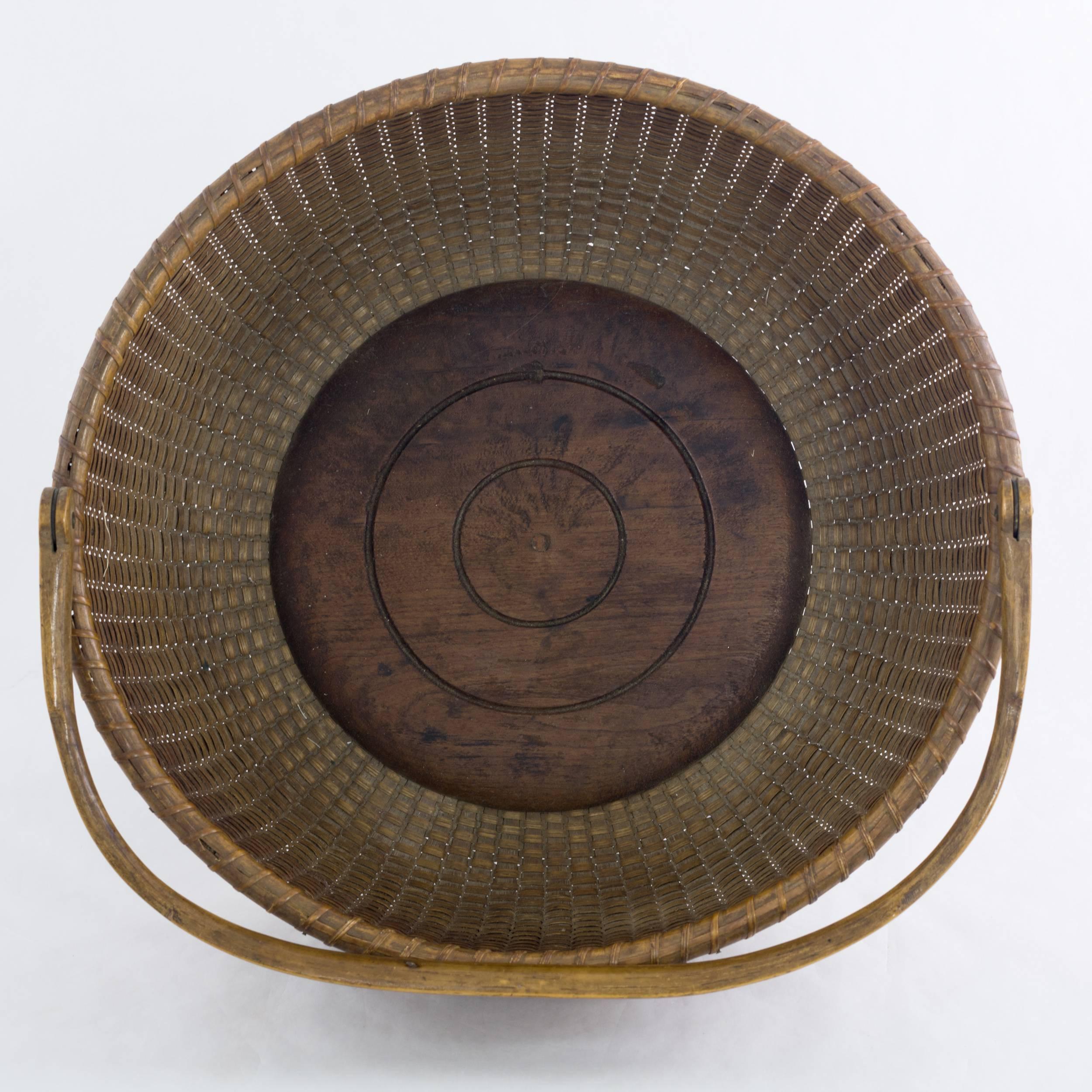 Folk Art Large Shallow Round Nantucket Lightship Basket Made by Davis Hall
