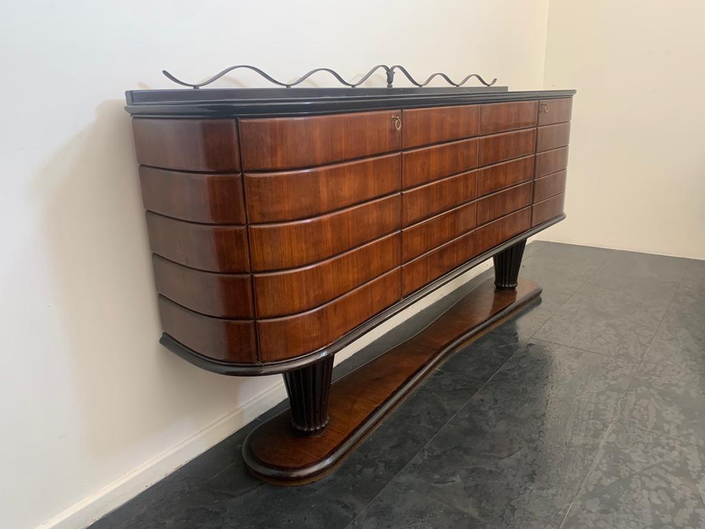 Italian Large Shaped and Ashlar Sideboard attributed to Vittorio Dassi, 1950s For Sale