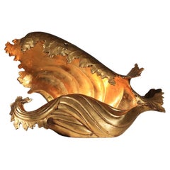 Large shell lamp made of gold-leaf plaster from the 1950s Large shell lamp made of gold-leaf plaster from the 1950s