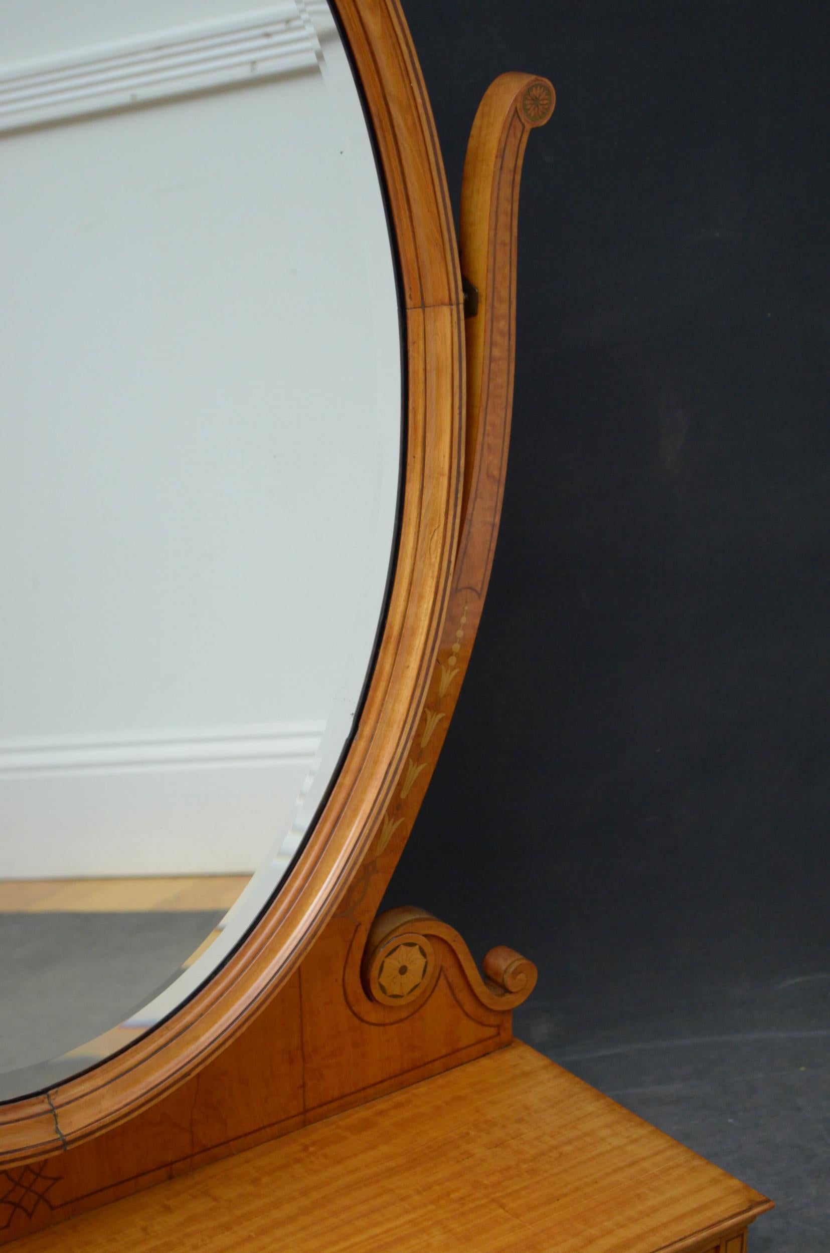 19th Century Large Sheraton Style Satinwood Dressing Mirror For Sale