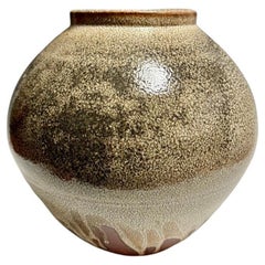 Großer glasierter Shino- Tsubo aus Keramik von Jason Fox