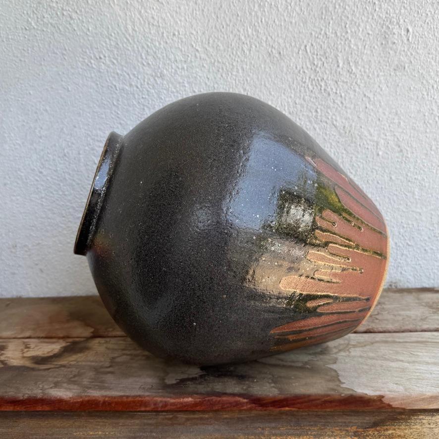 Großer Tsubo mit Shino-Glasur von Jason Fox im Angebot 1