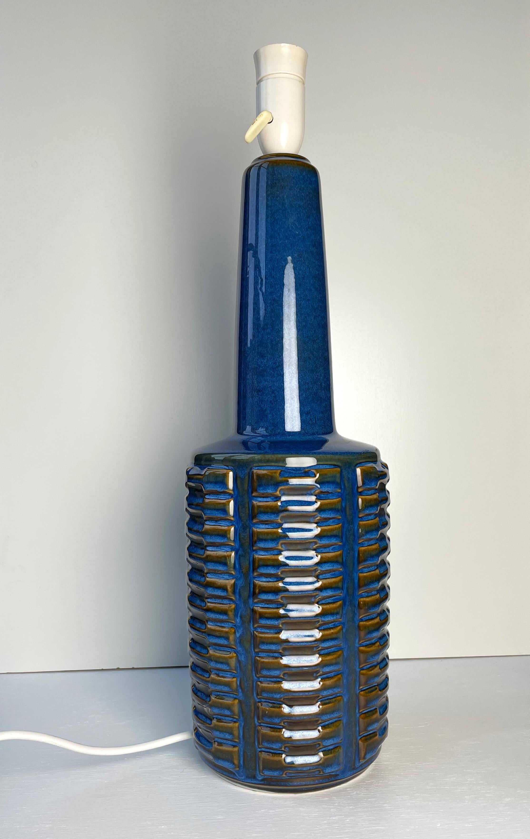 Große Søholm Große Blaue Steinzeuglampe - Zwei Stück (20. Jahrhundert) im Angebot