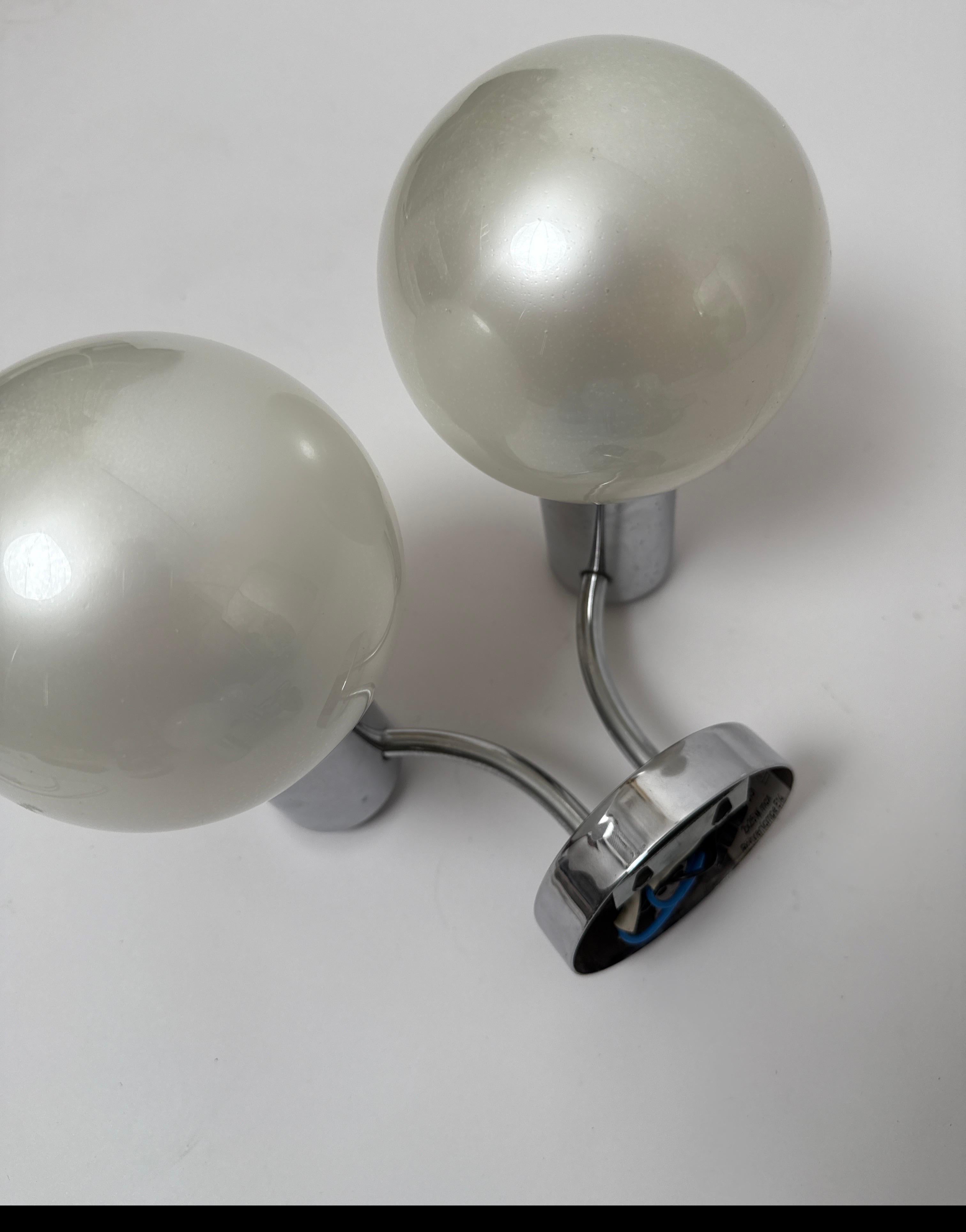 Large Shiny Pearl Set of 2 Wall Lights by Motoko Ishii, Germany 1970s In Good Condition For Sale In Hannover, DE