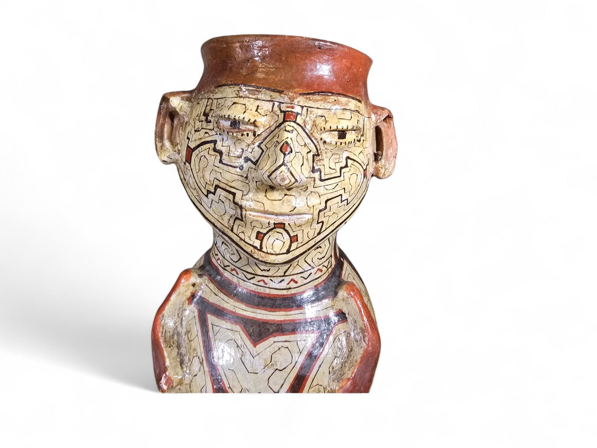 Grande vaso Shipibo in argilla peruviana - Inizio del XX secolo in vendita 10