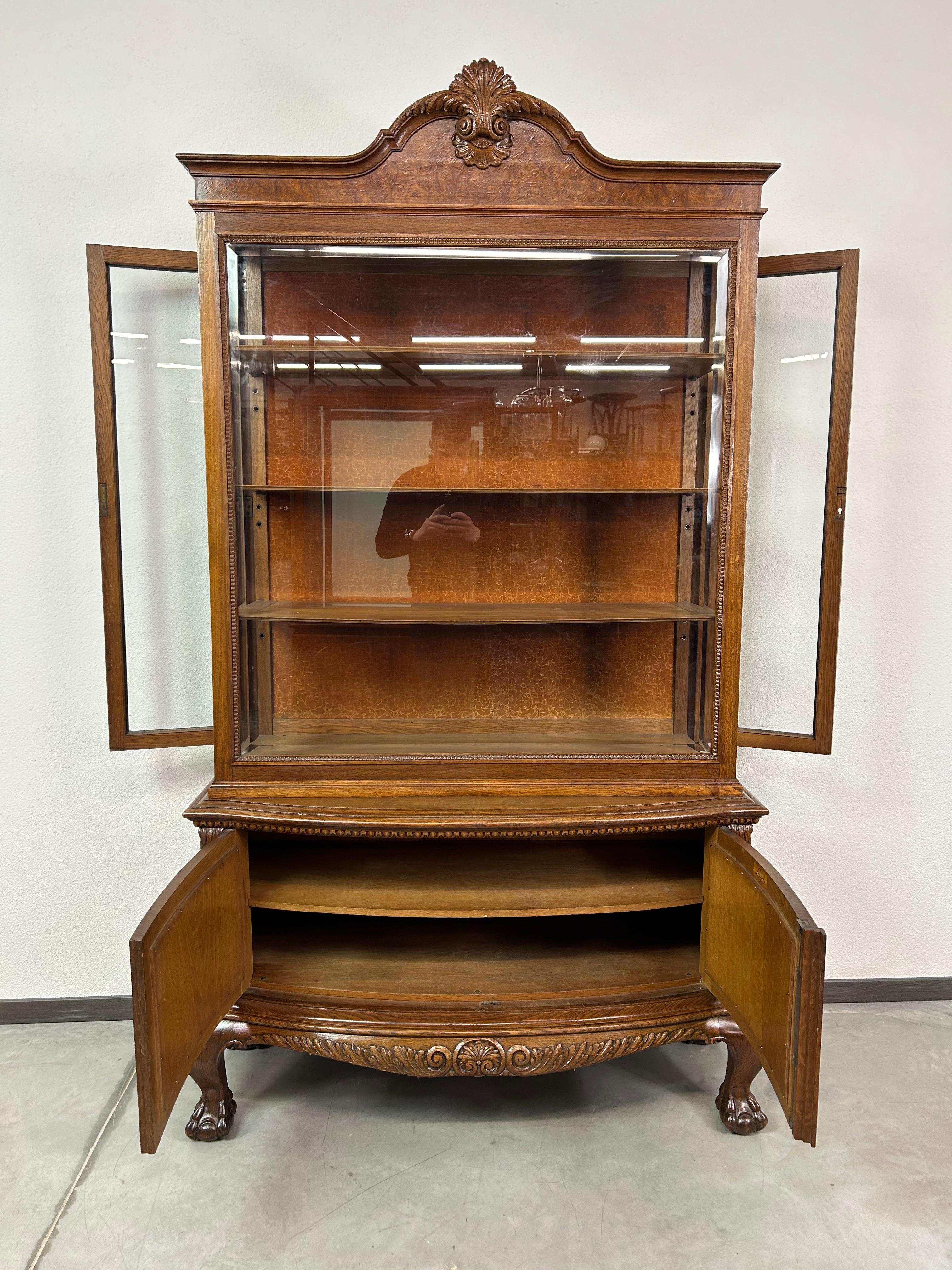 Mid-20th Century Large showcase by Lingel For Sale