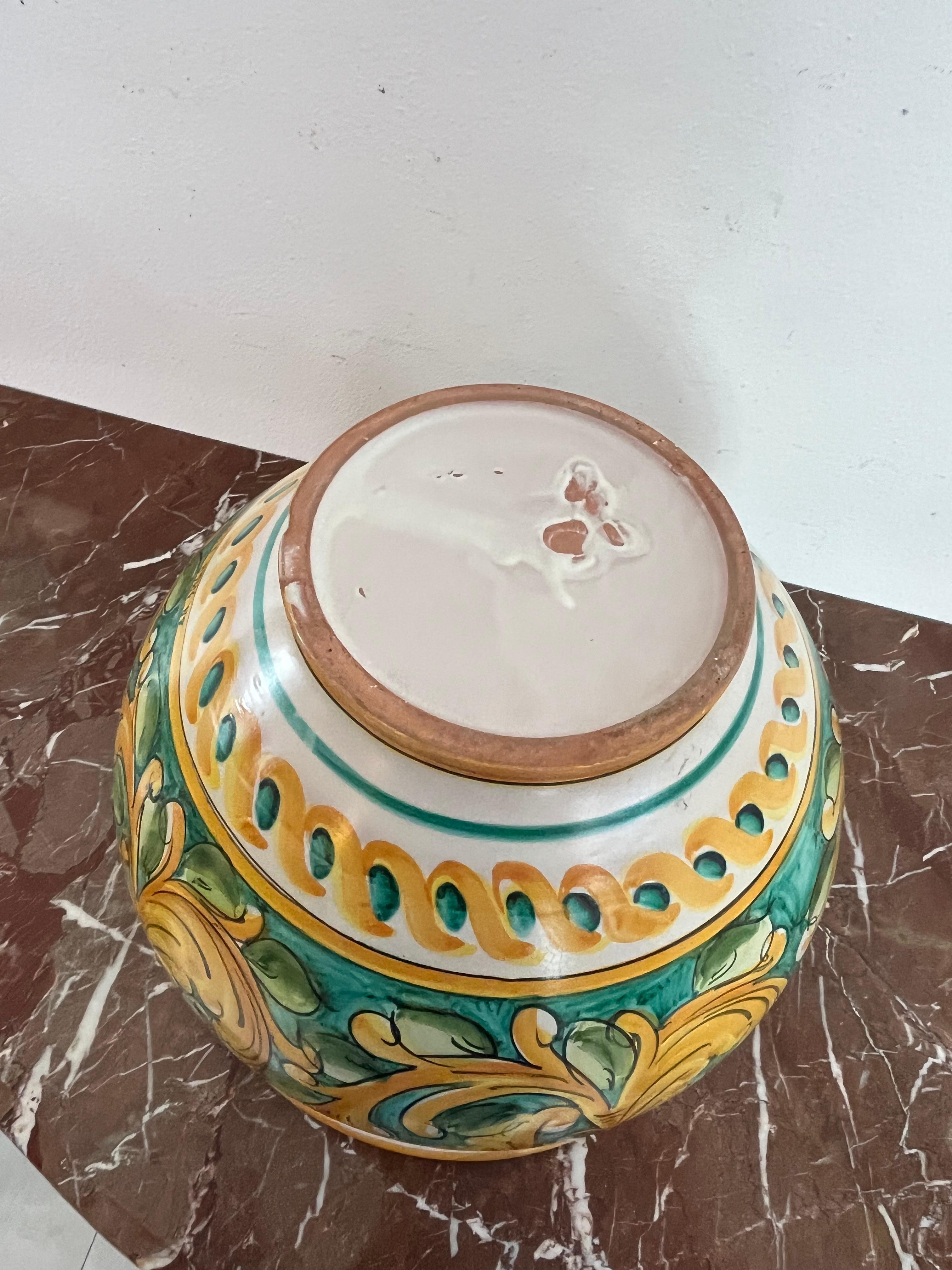 Ceramica Grande cachepot siciliano in ceramica smaltata di Santo Stefano di Camastra, anni '70 in vendita